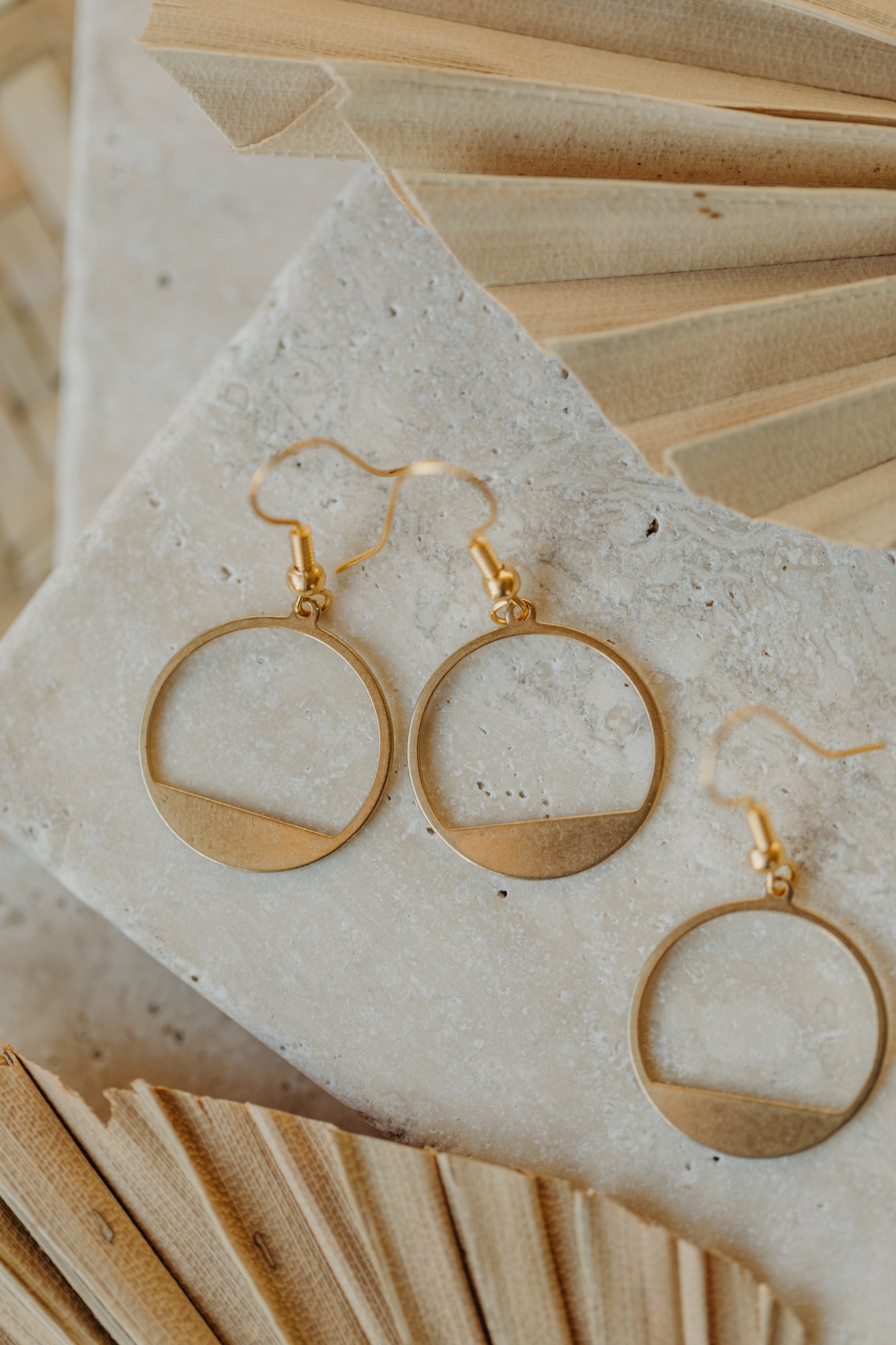 NISMA - runde Ohrringe aus Messing