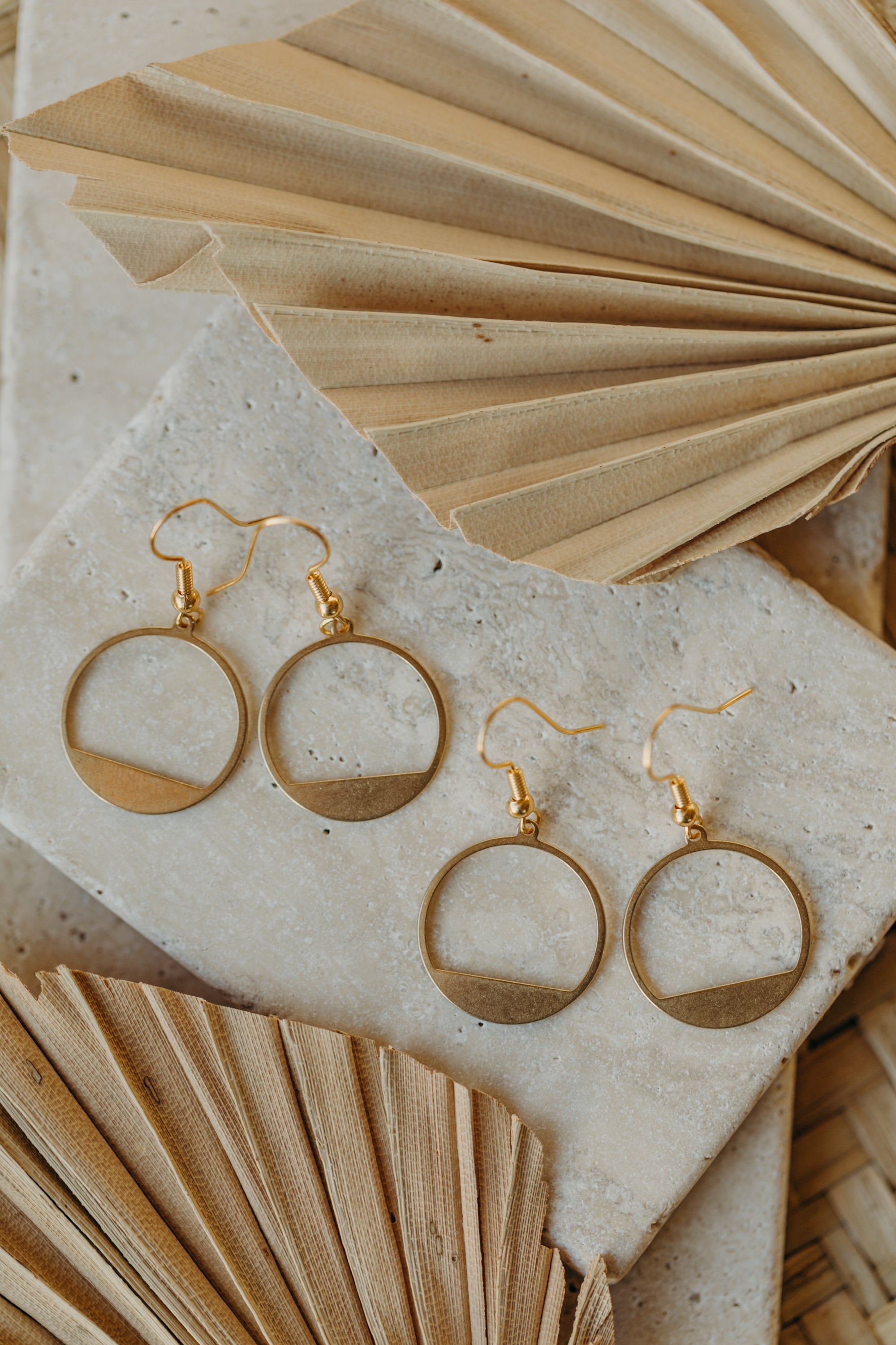 NISMA - runde Ohrringe aus Messing