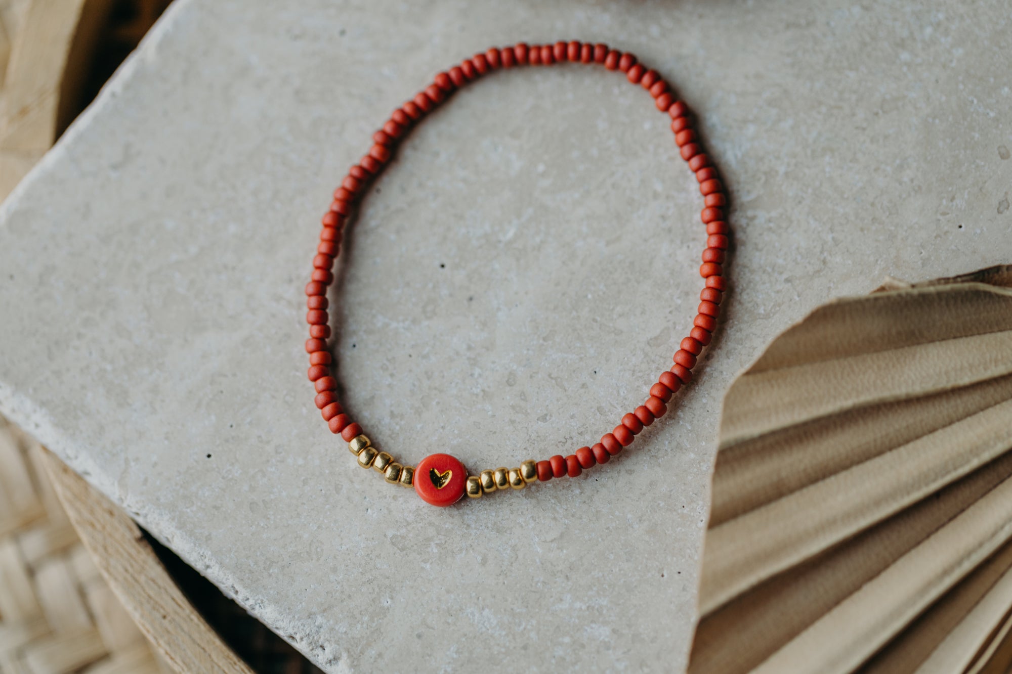 Herz Perlenarmband in rot