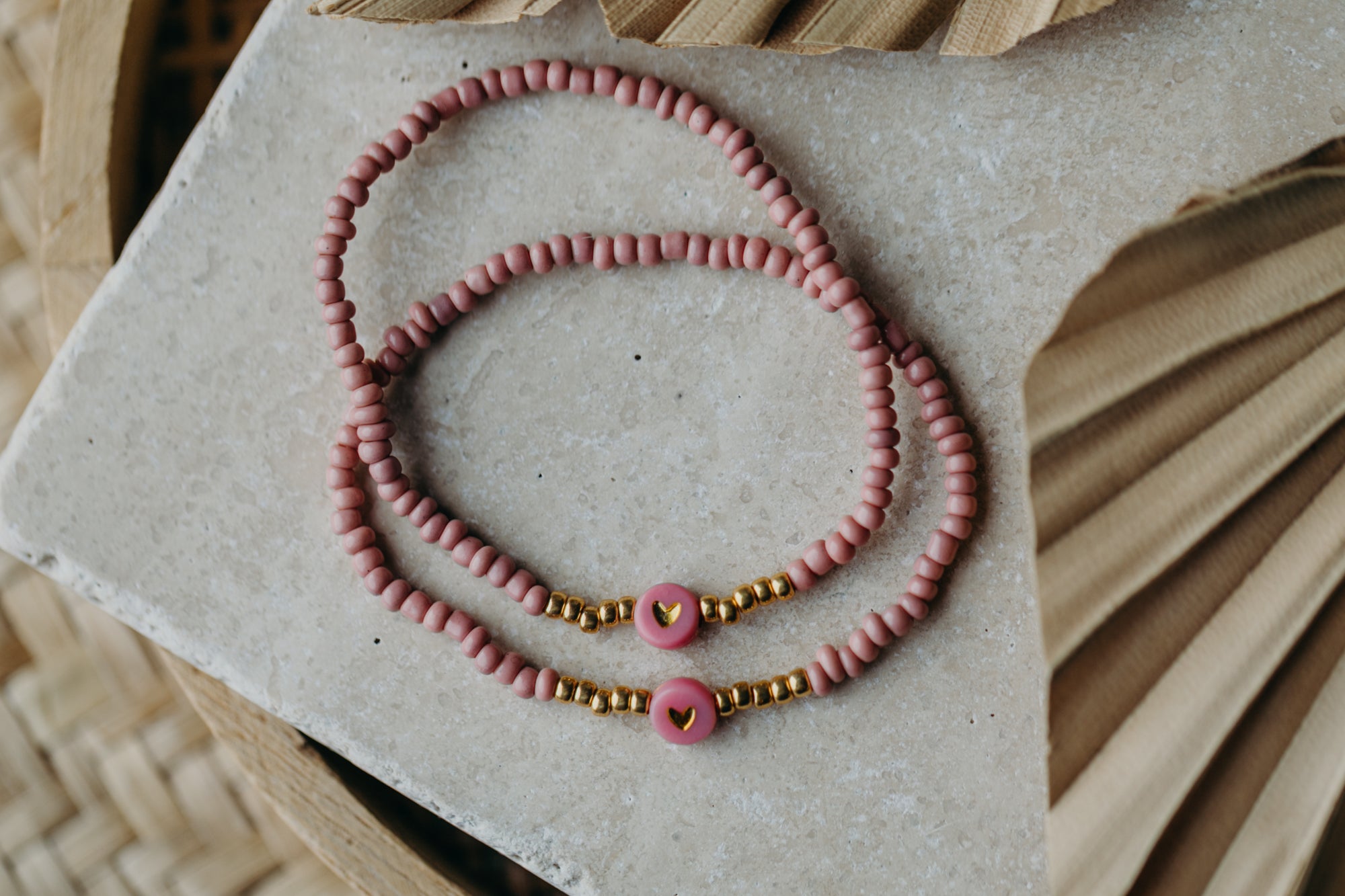 Herz Perlenarmband in mauve