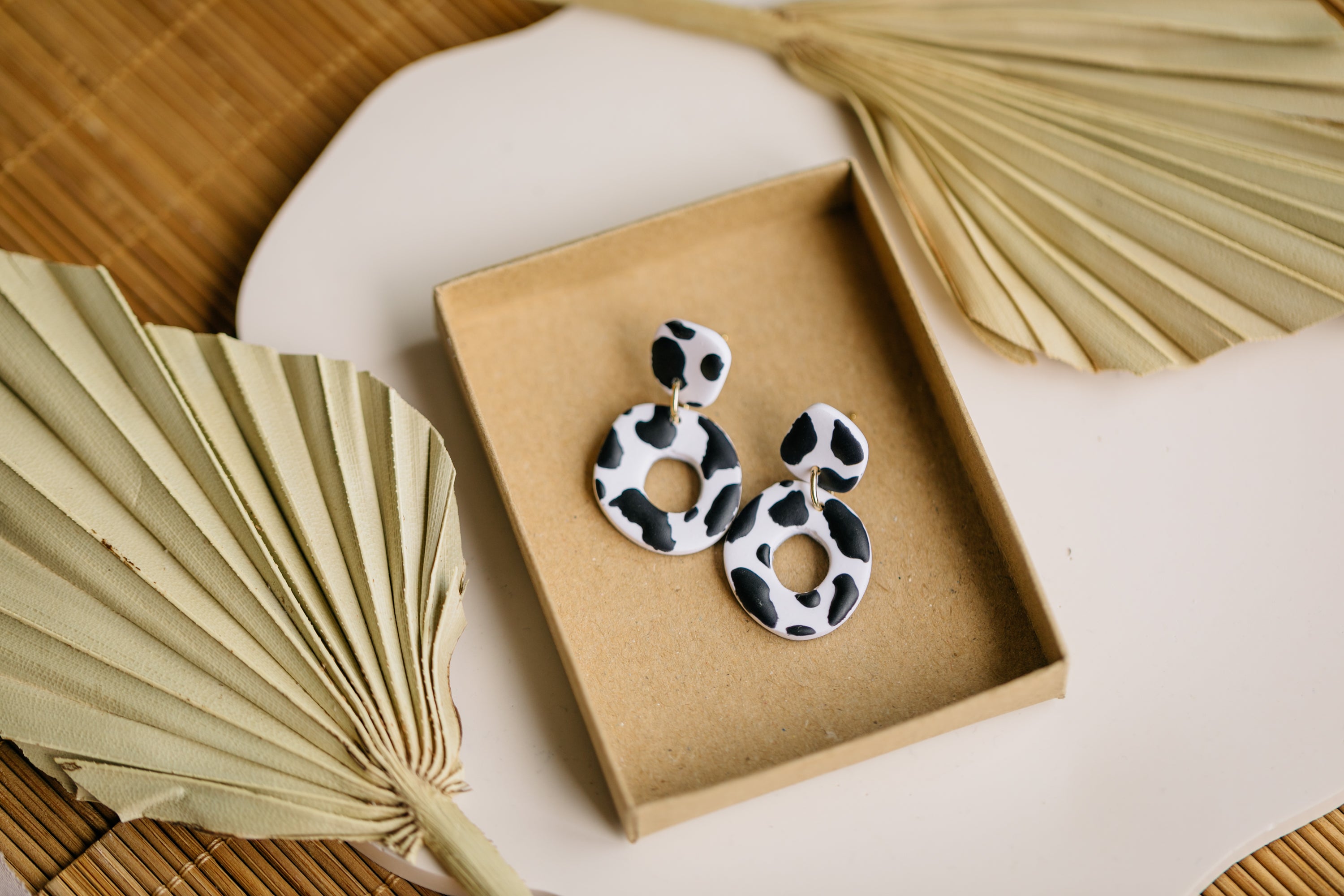 MARJA - small drop earrings gold