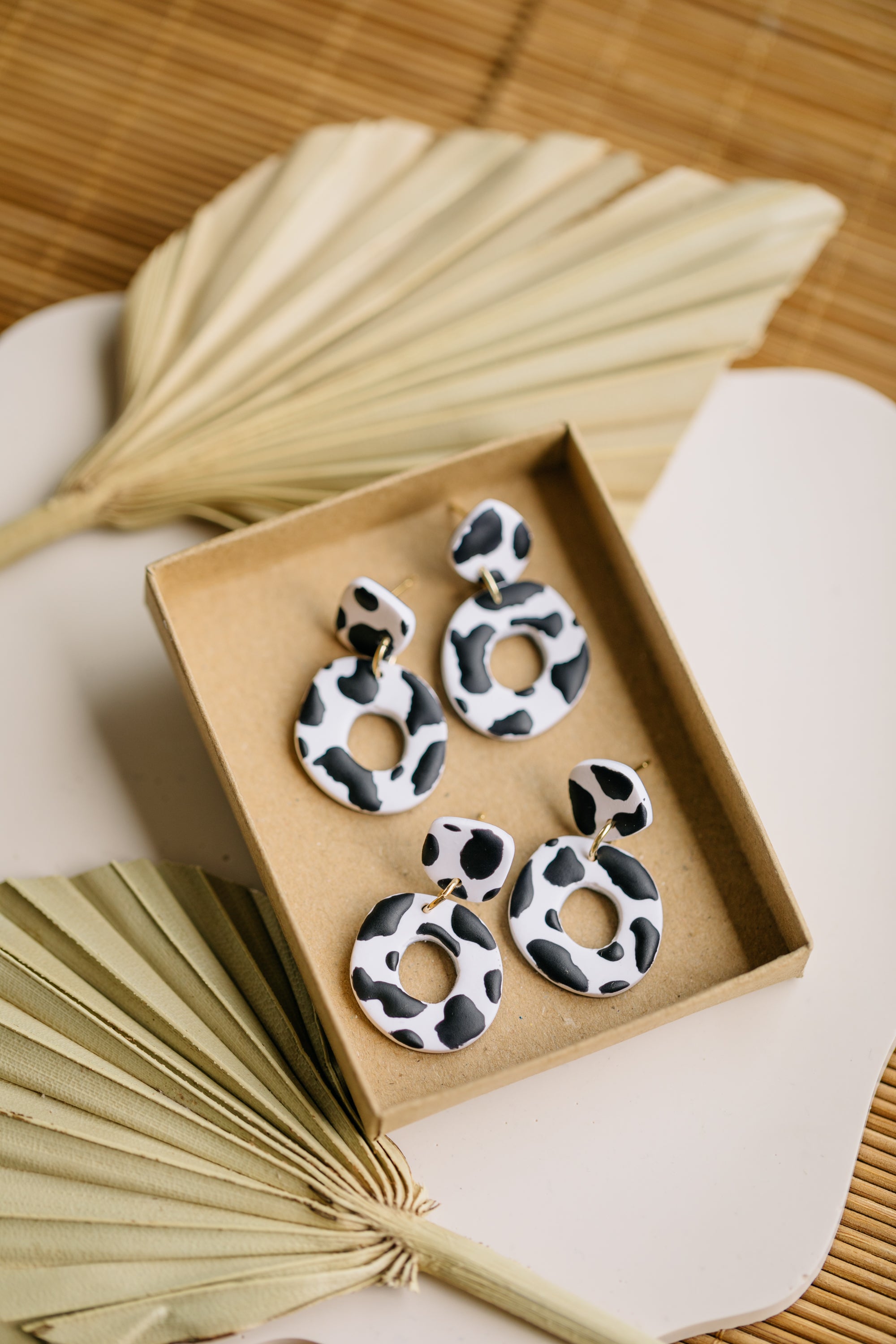 MARJA - small drop earrings gold