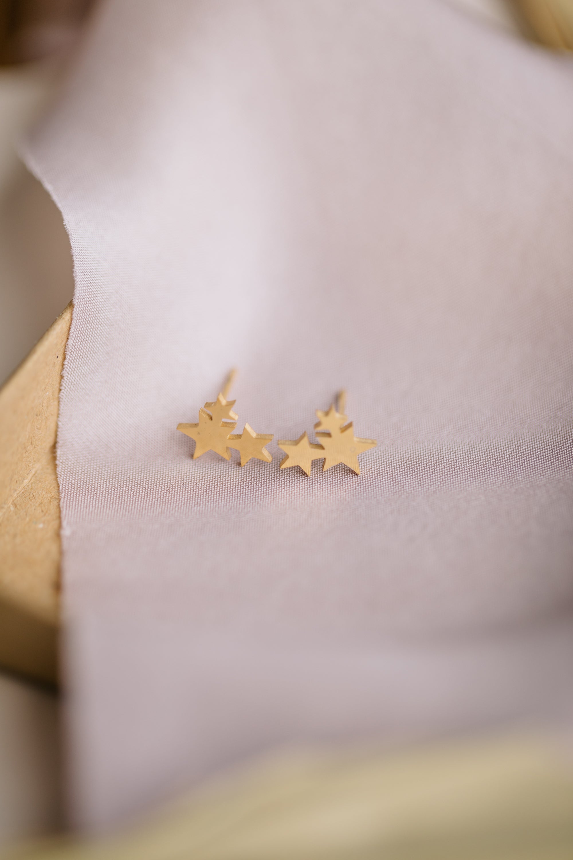 Ohrstecker drei Sterne groß