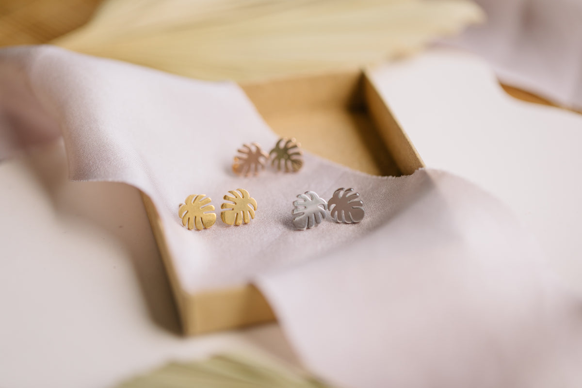 Ohrstecker Monstera Blatt
