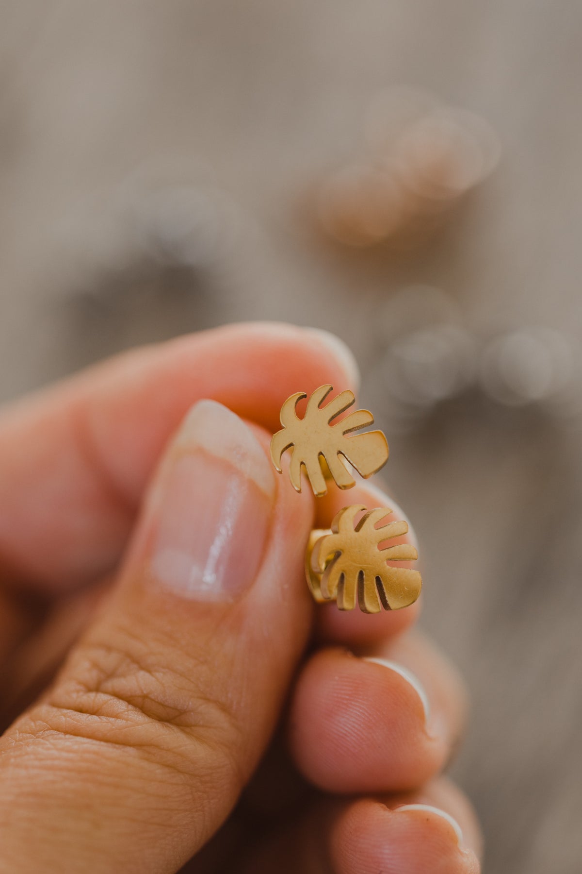 Ohrstecker Monstera Blatt