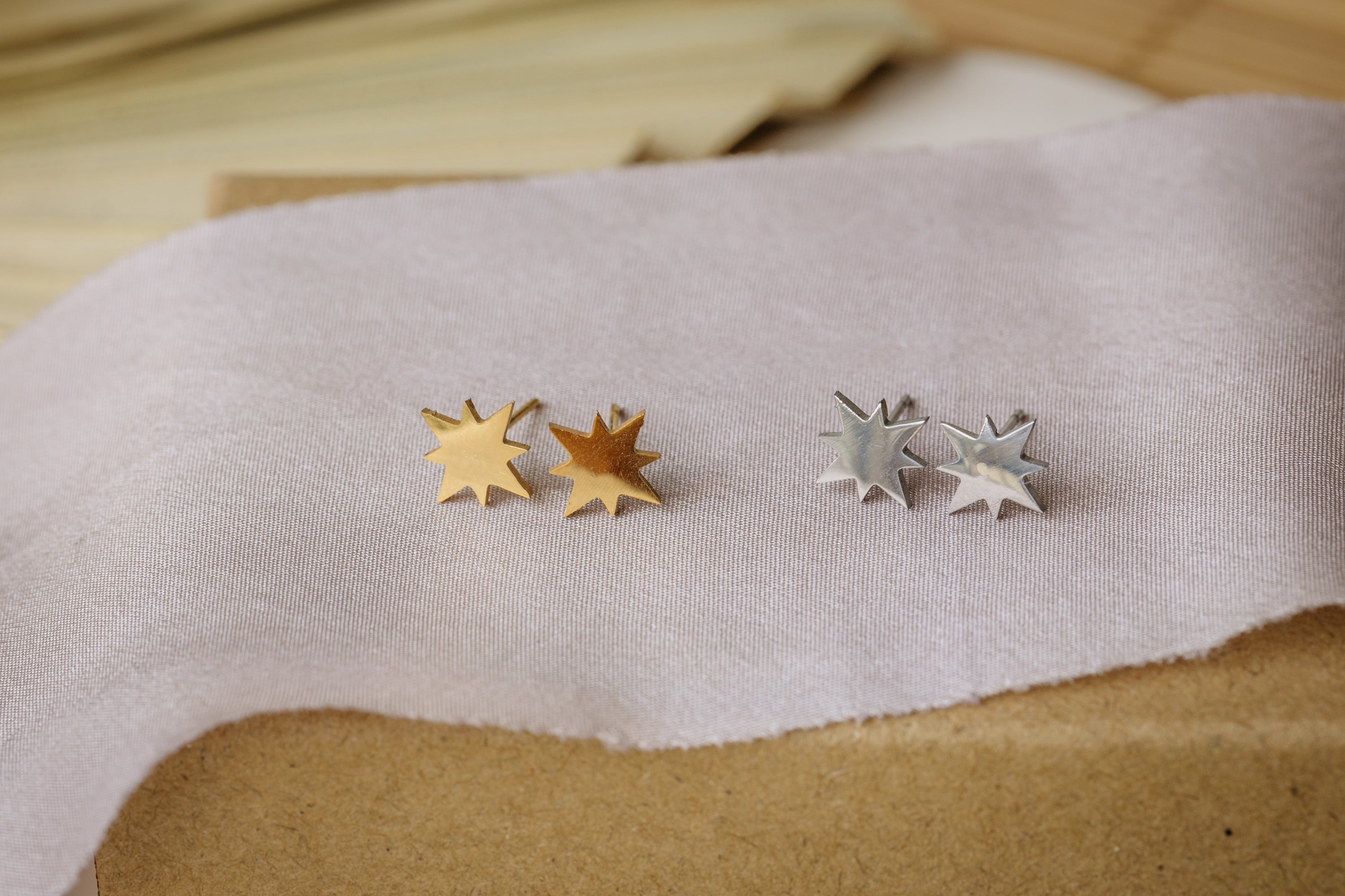 star earrings