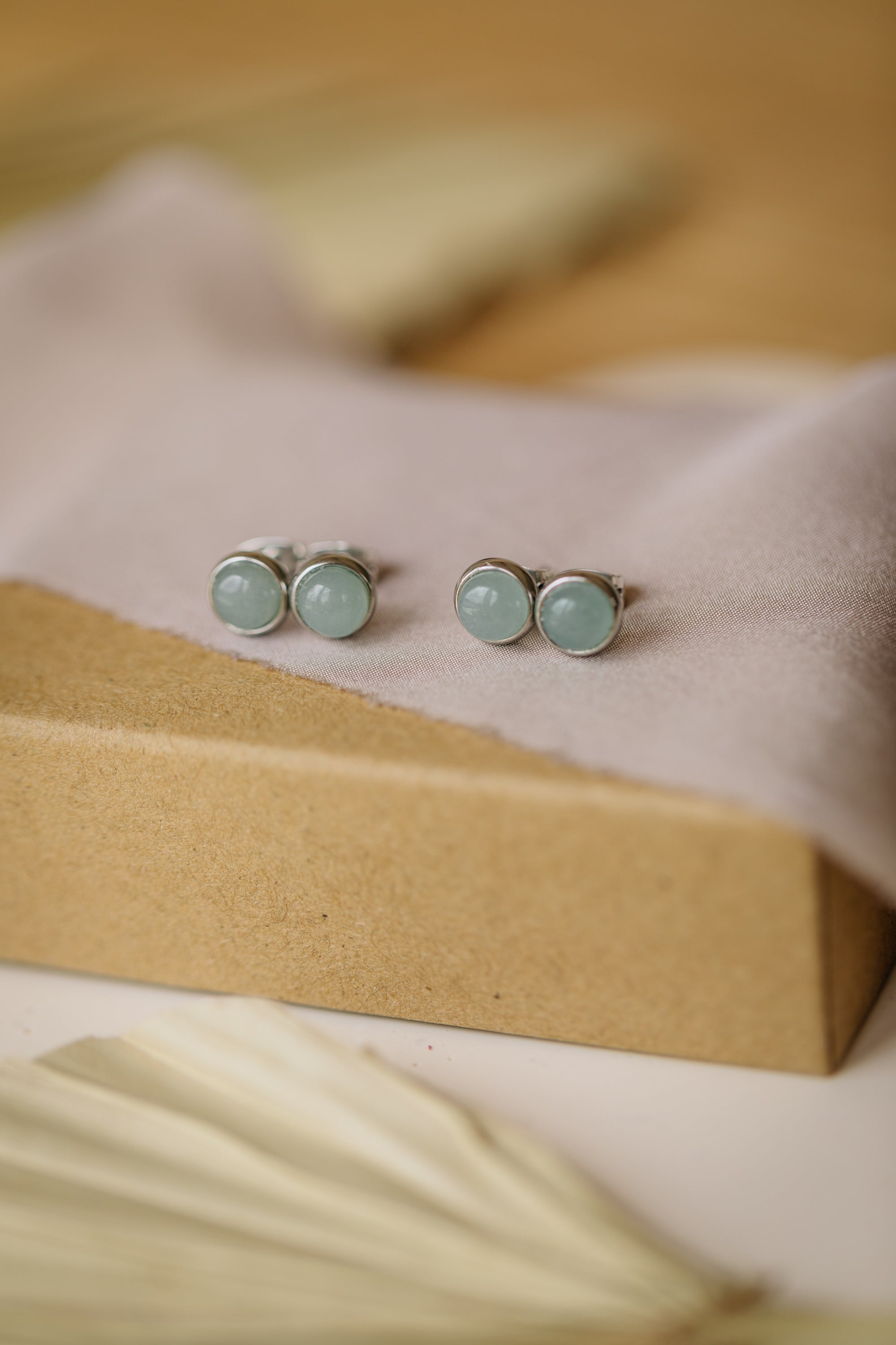 green aventurine gemstone earrings silver (6 mm)