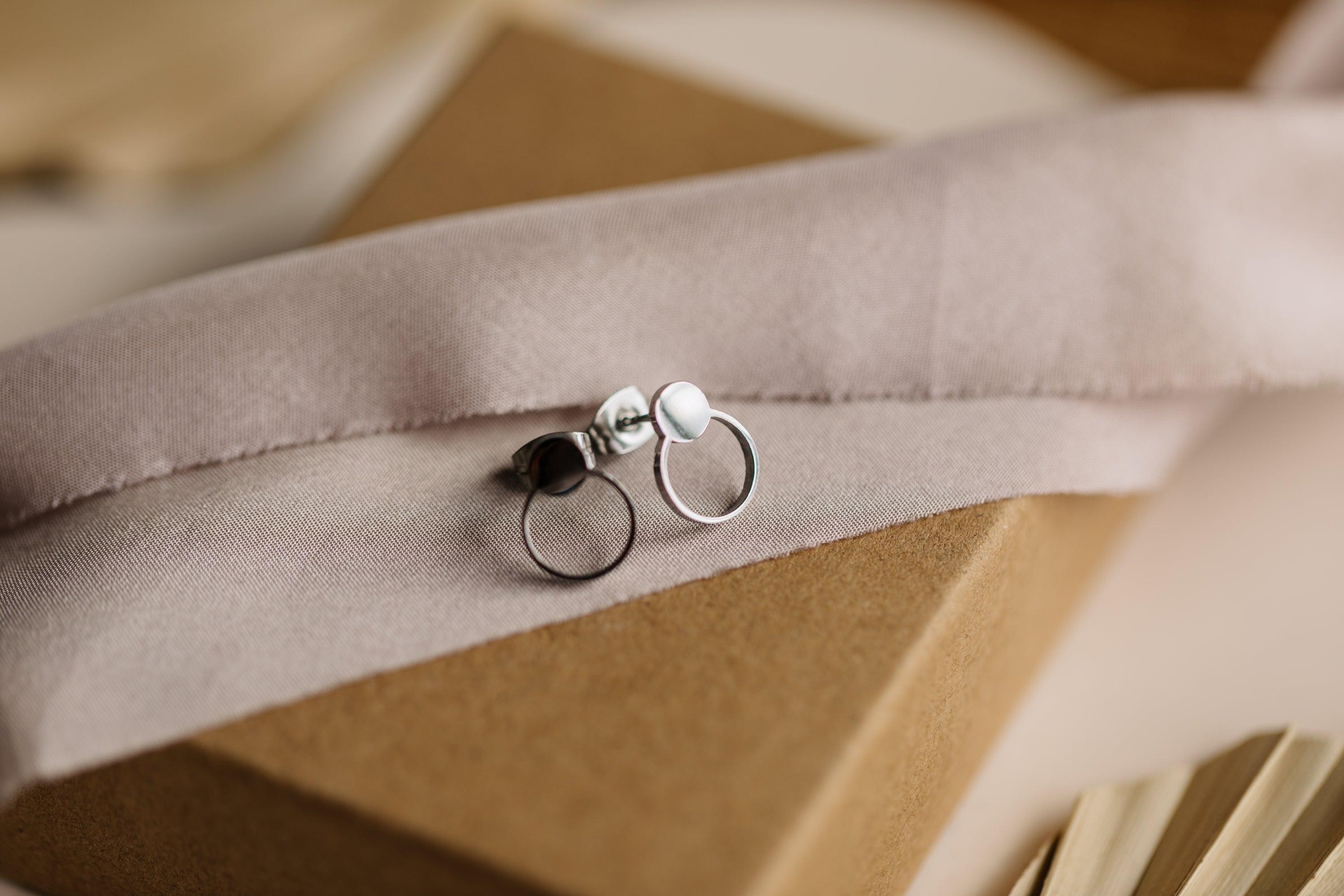 double circle stud earrings