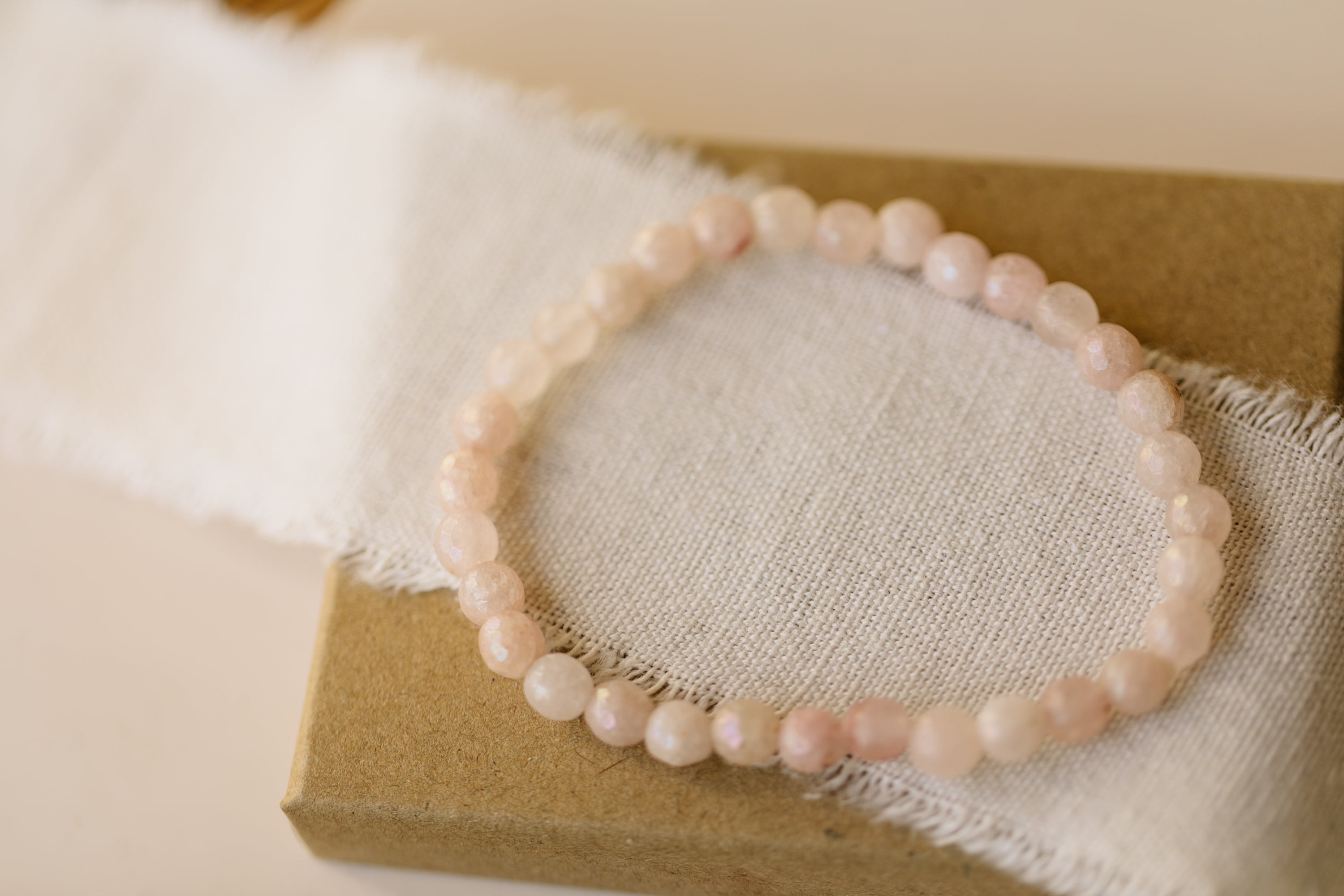 Armband mit rosa Achat Edelstein Perlen