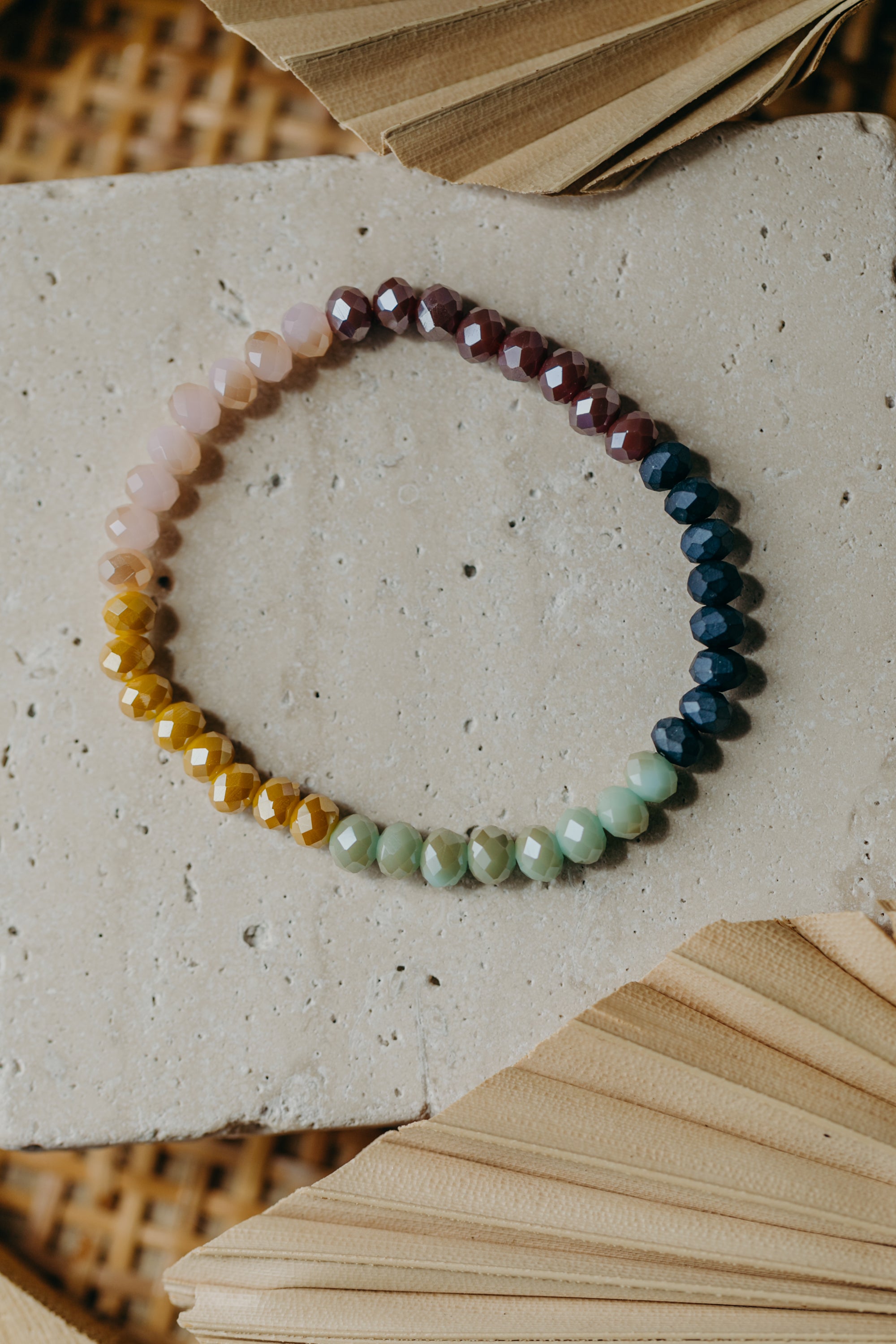 two-tone glass bead bracelet blue & cream