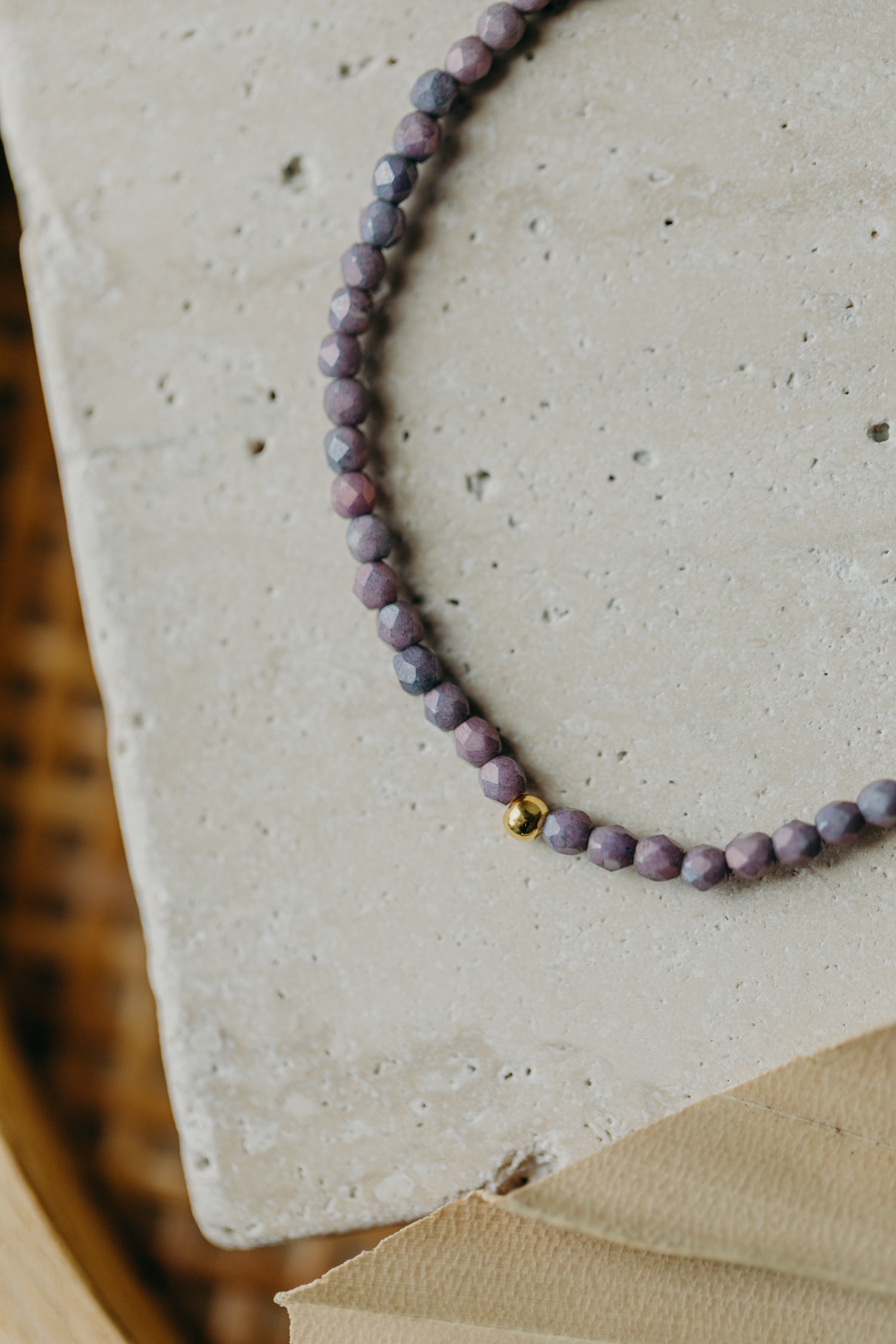 two-tone glass bead bracelet blue & cream