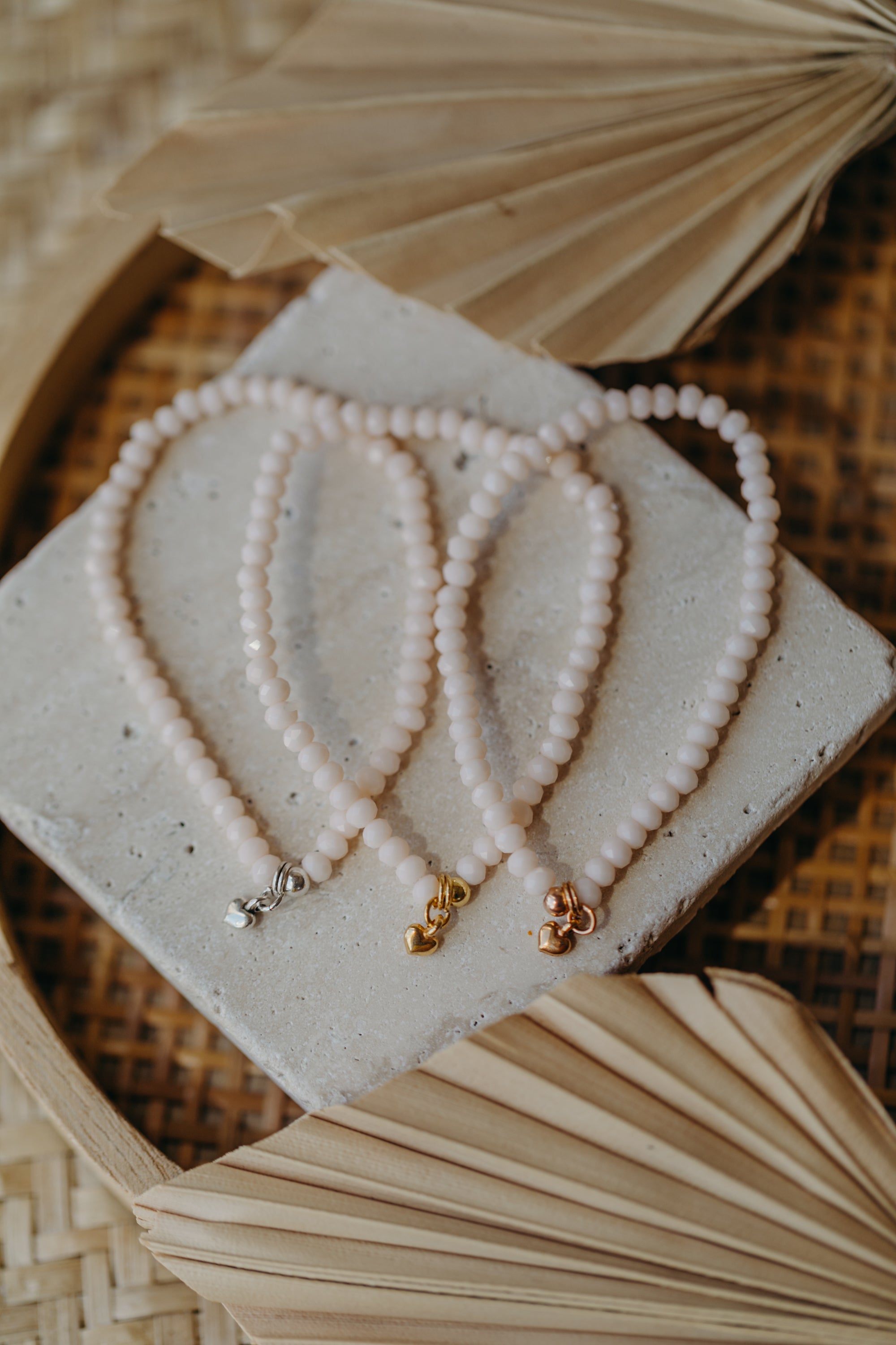 two-tone glass bead bracelet blue & cream