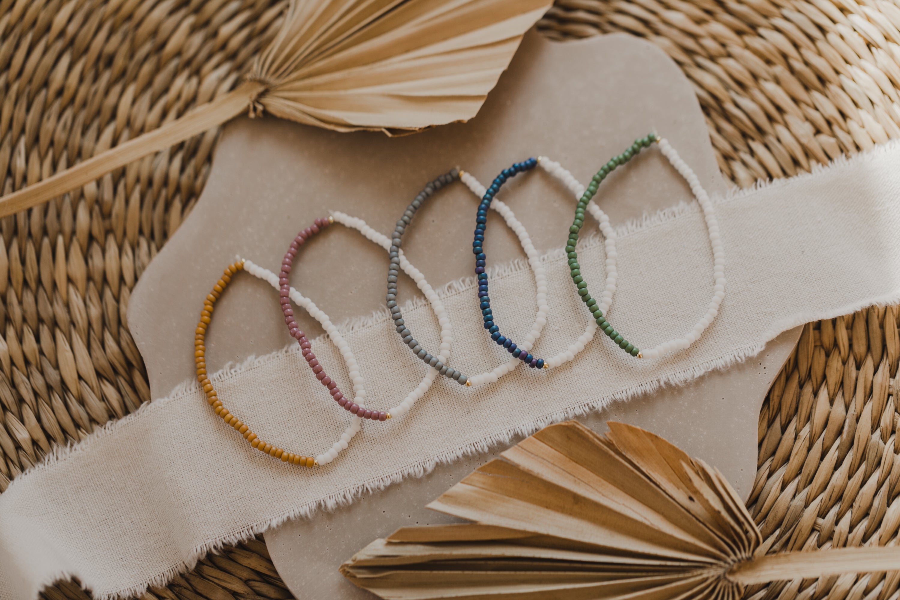 buntes Glasperlenarmband