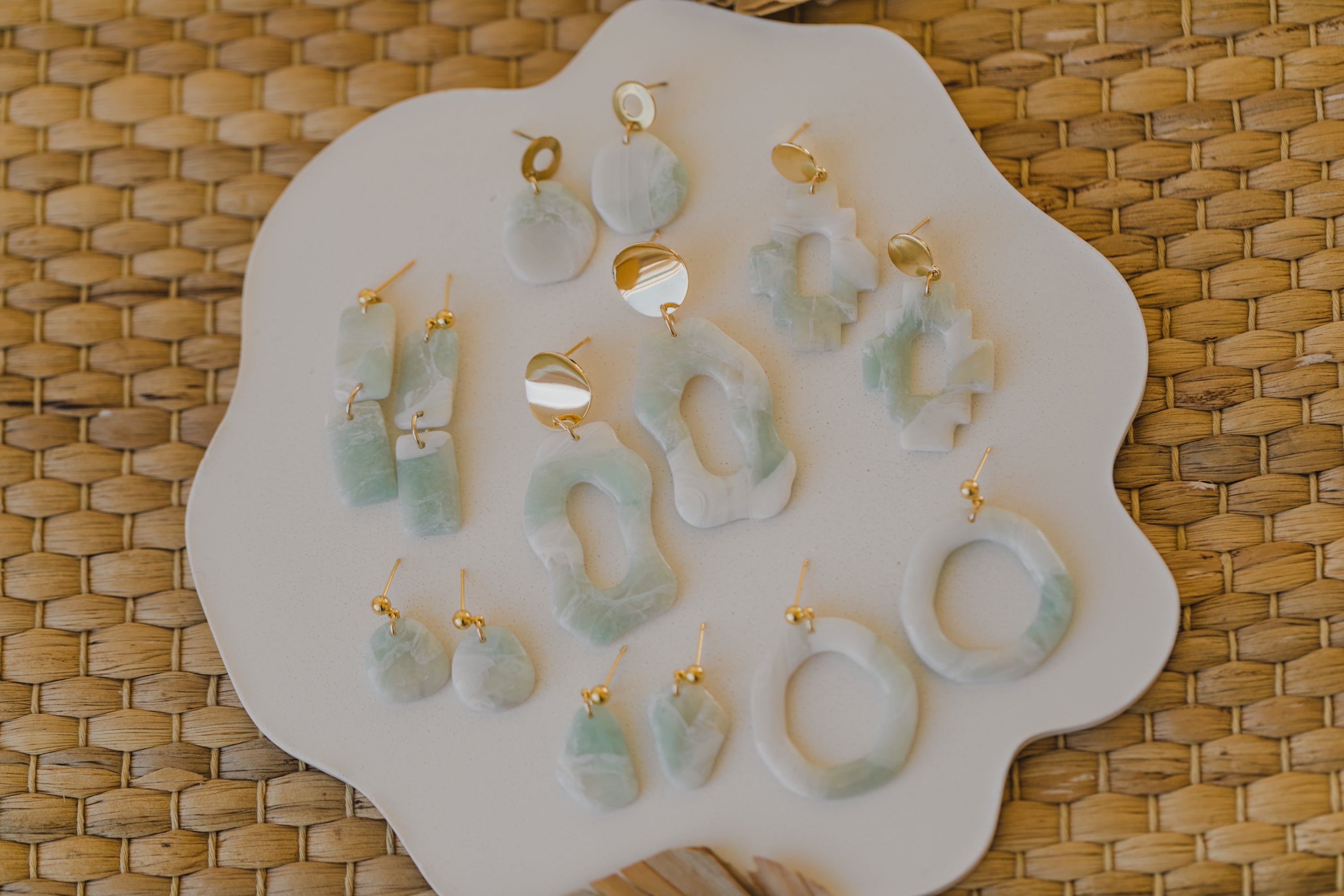 Polymer Ton Ohrringe in hellem türkis