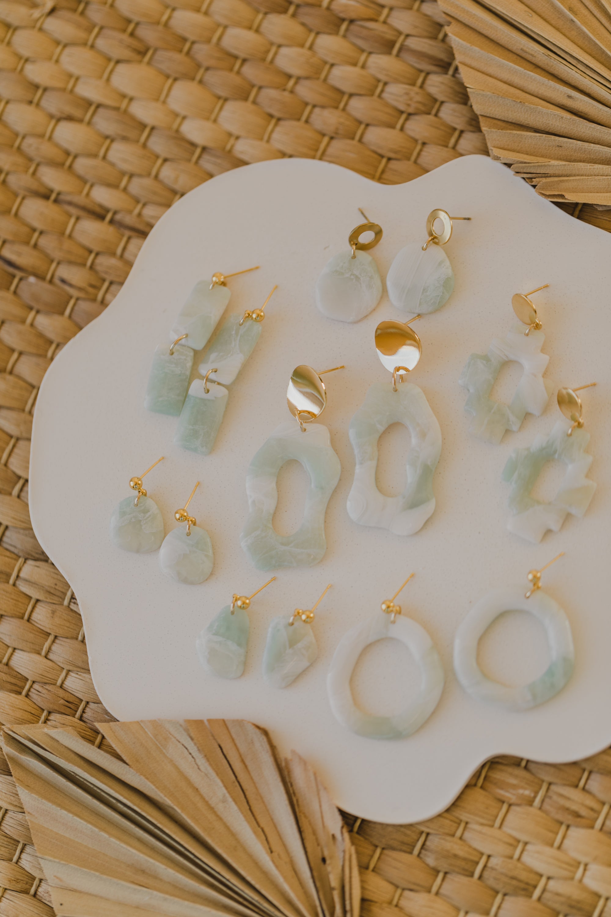 Polymer Ton Ohrringe in hellem türkis