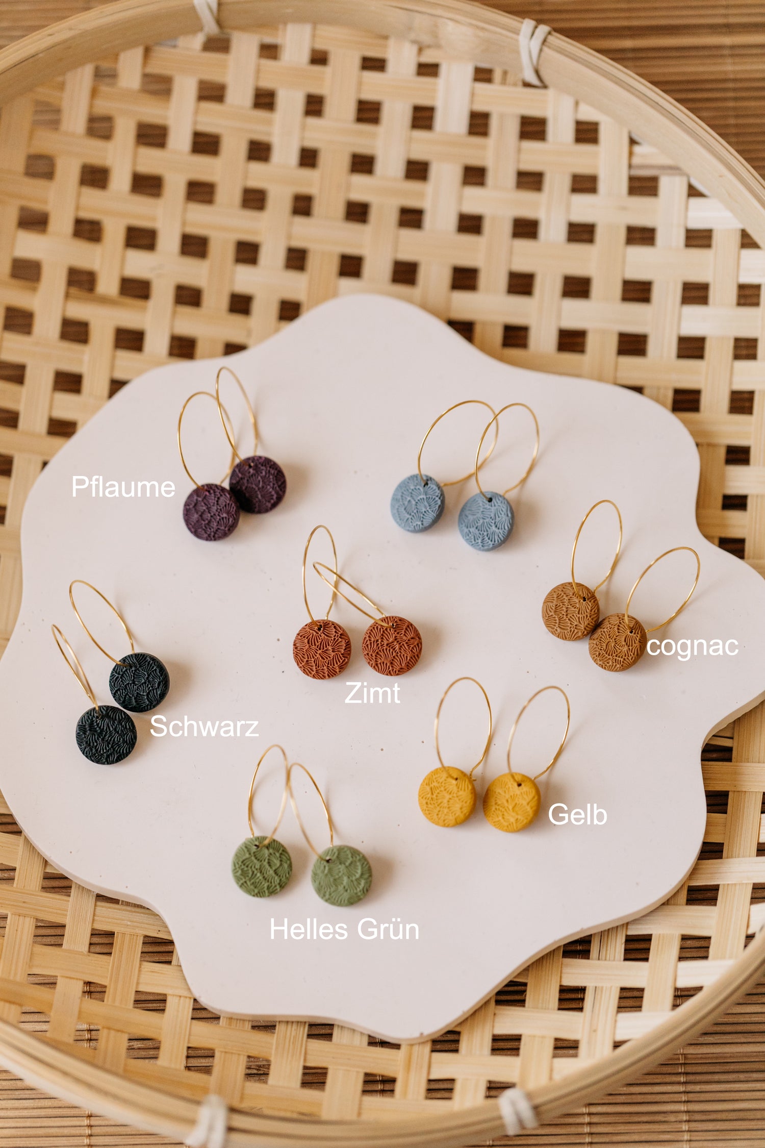 LAUREL - round earrings made of polymer clay