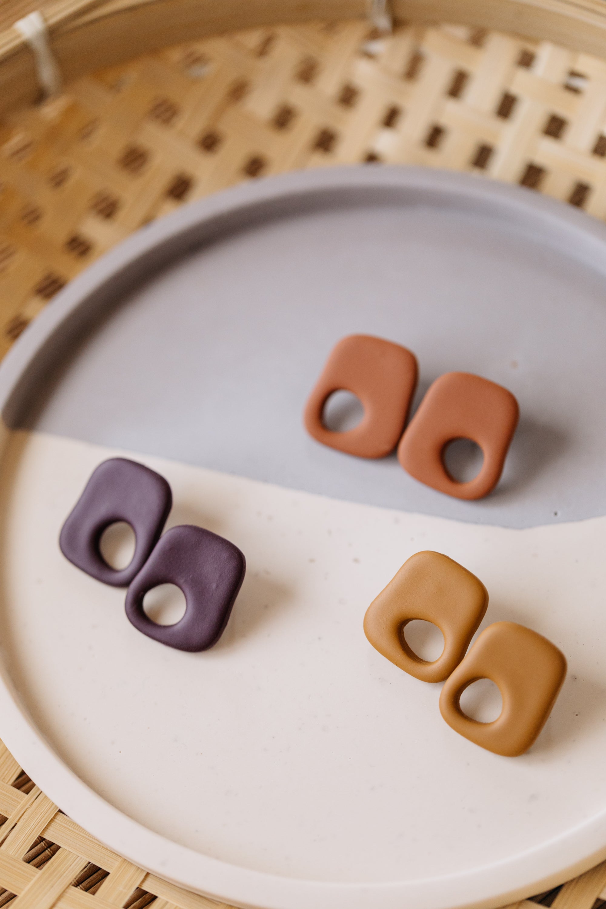 TONY - organische große Ohrstecker aus Polymer Ton