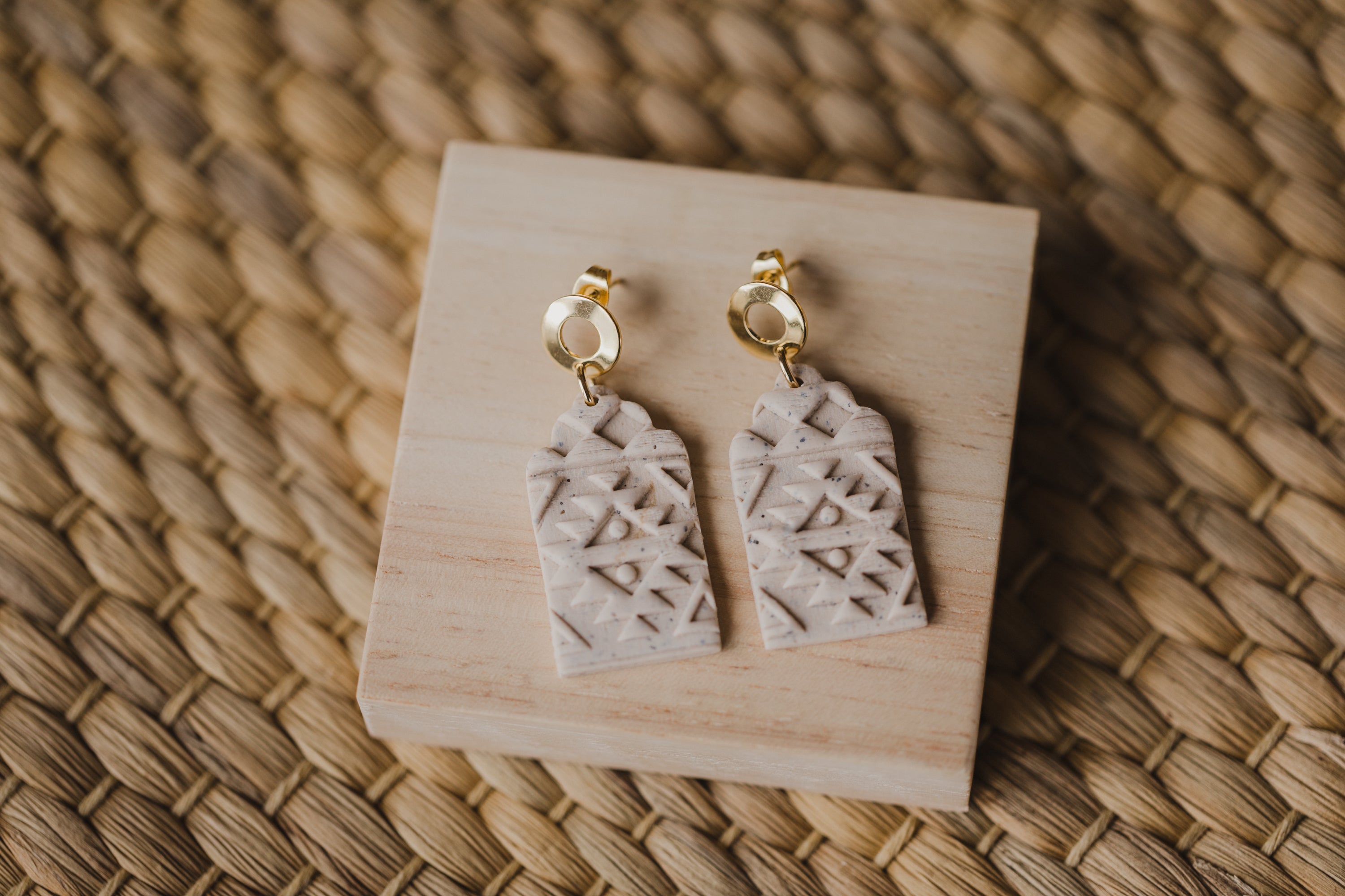 DINAH - gemusterte Bogen Ohrringe aus Polymer Ton - Marokko Kollektion