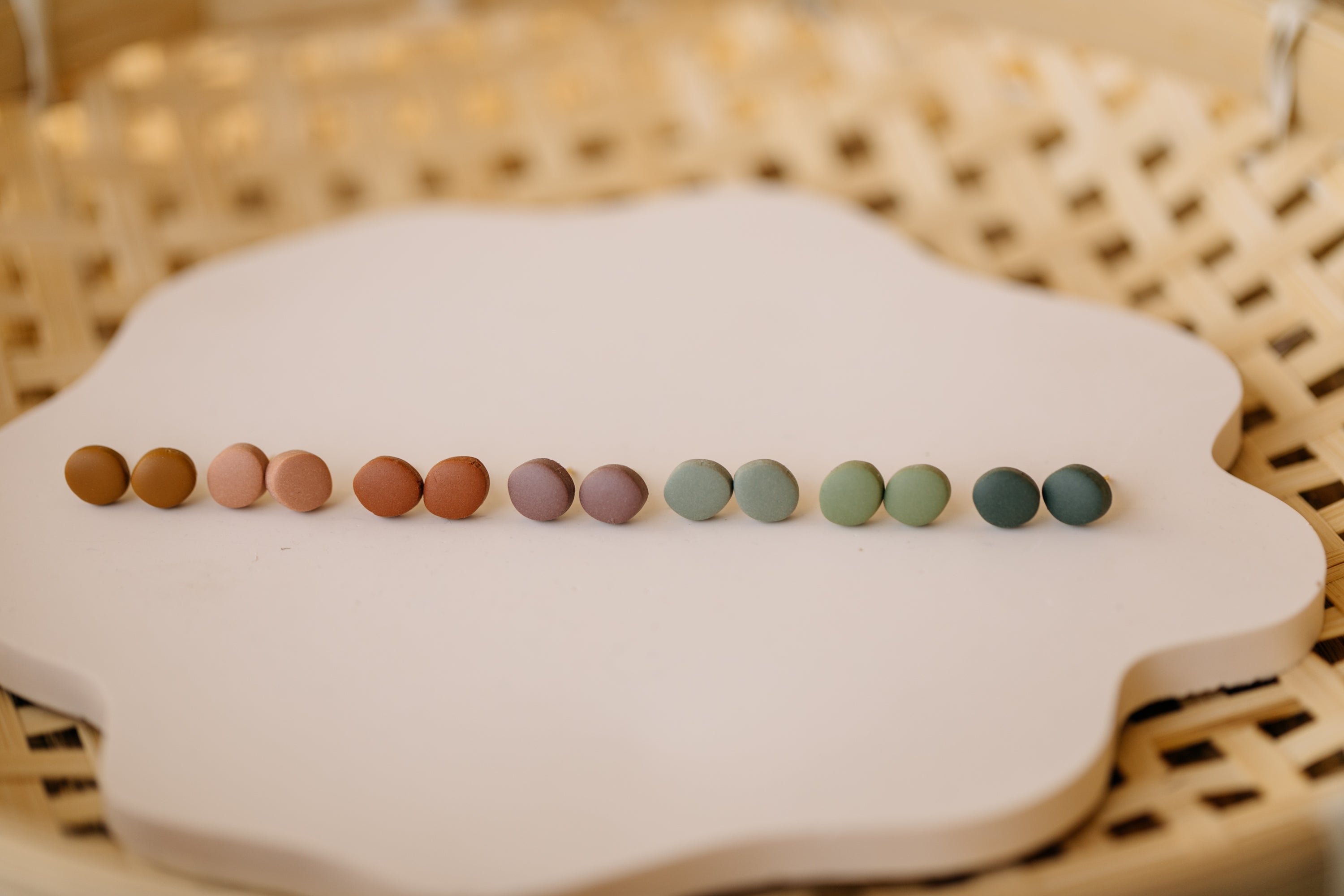 NELA - small oval earrings made of polymer clay