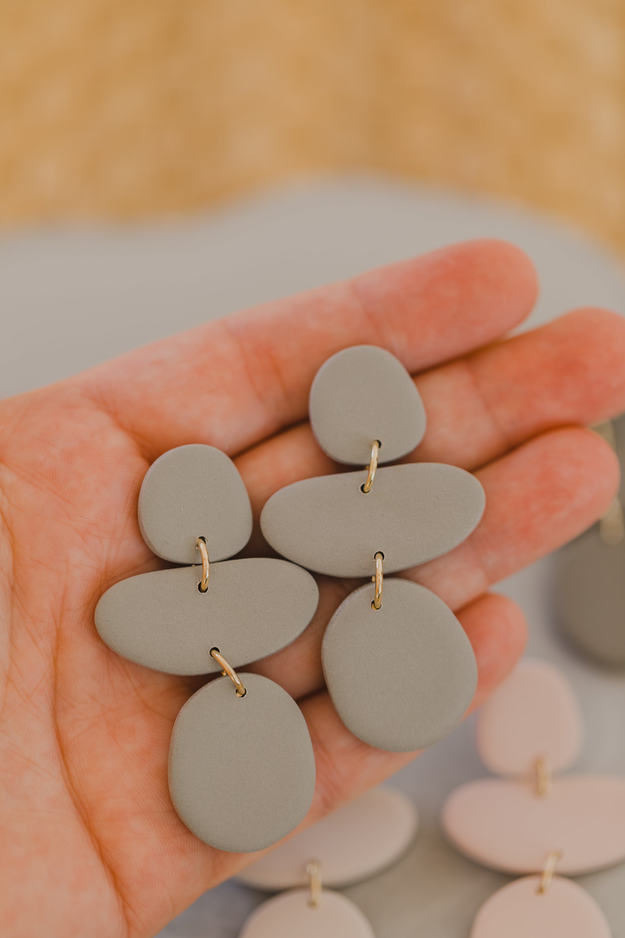 FELICE - organische große Ohrringe aus Polymer Ton