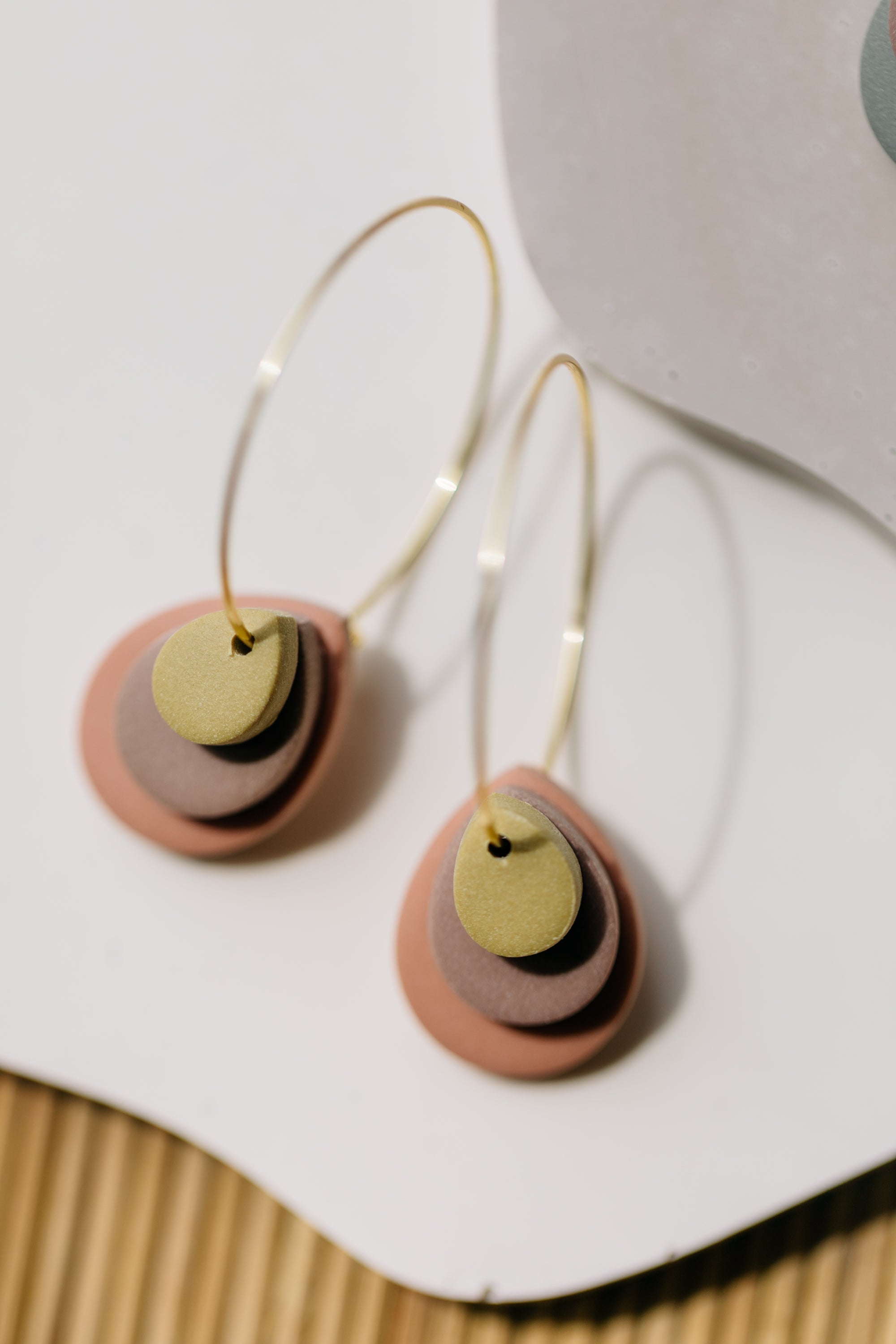 DONNA  - Creole mit drei Tropfen aus  Polymer Ton