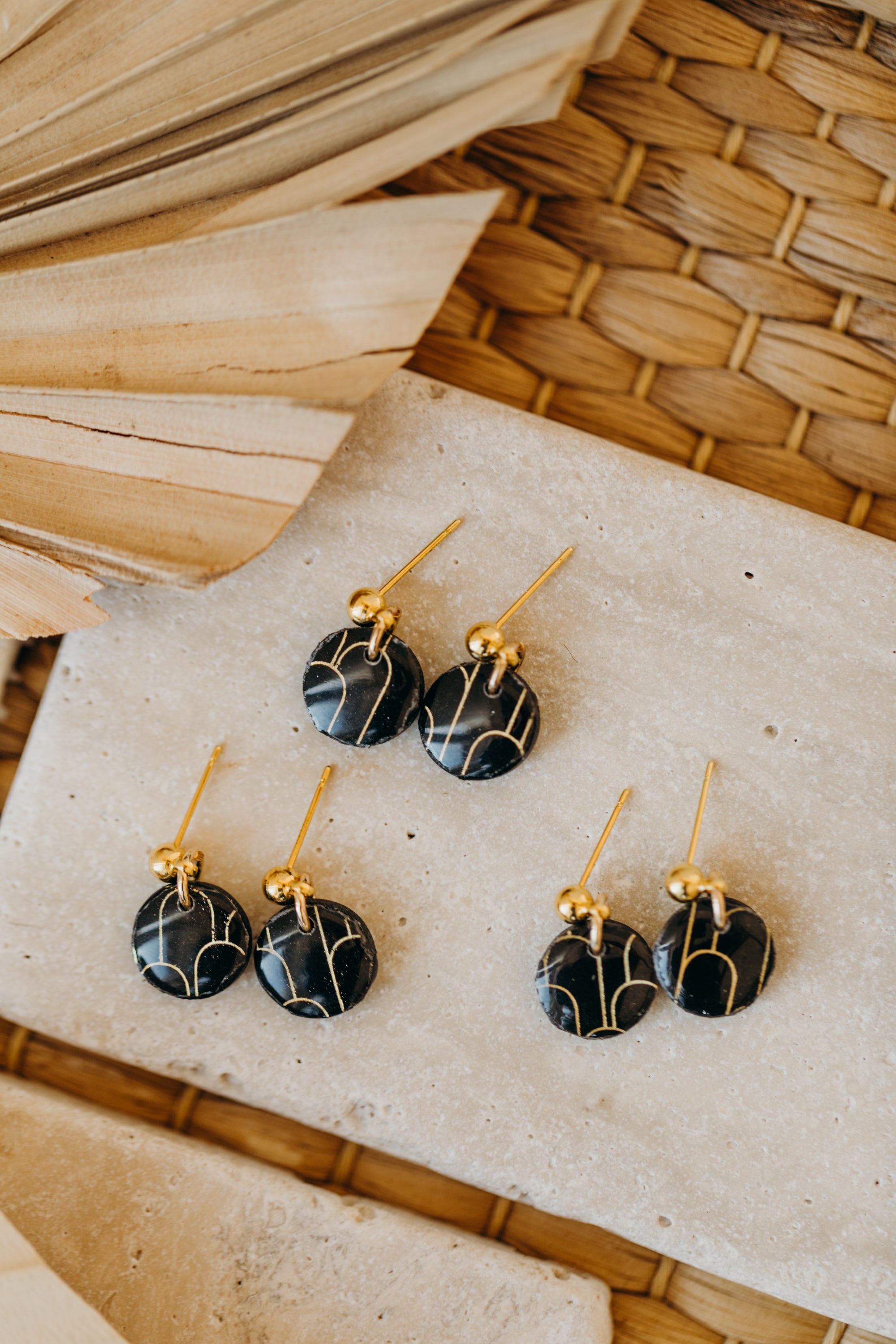 HILDE - small round black polymer clay earrings