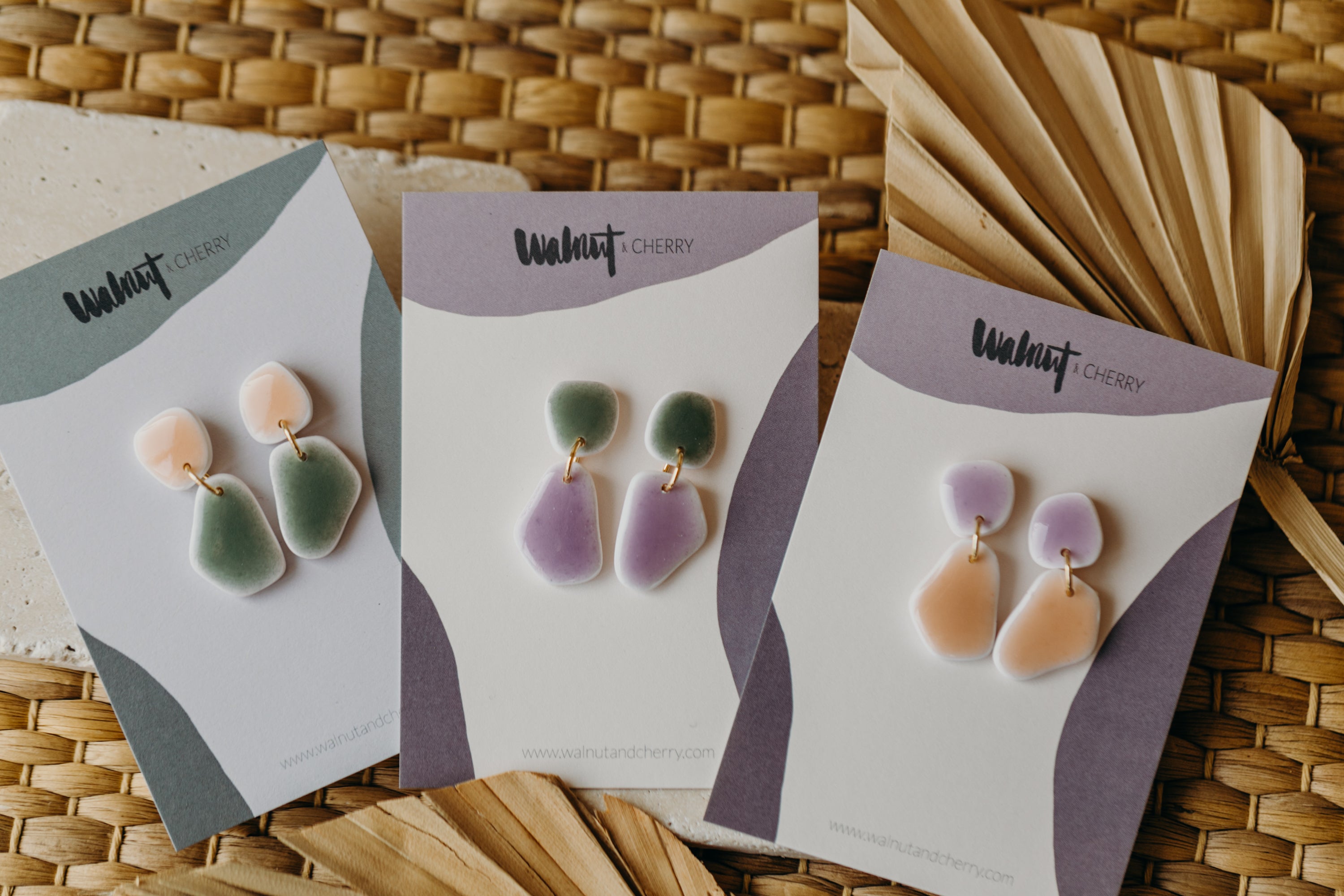 BENU - zweifarbige Polymer Ton Ohrringe Keramik Look