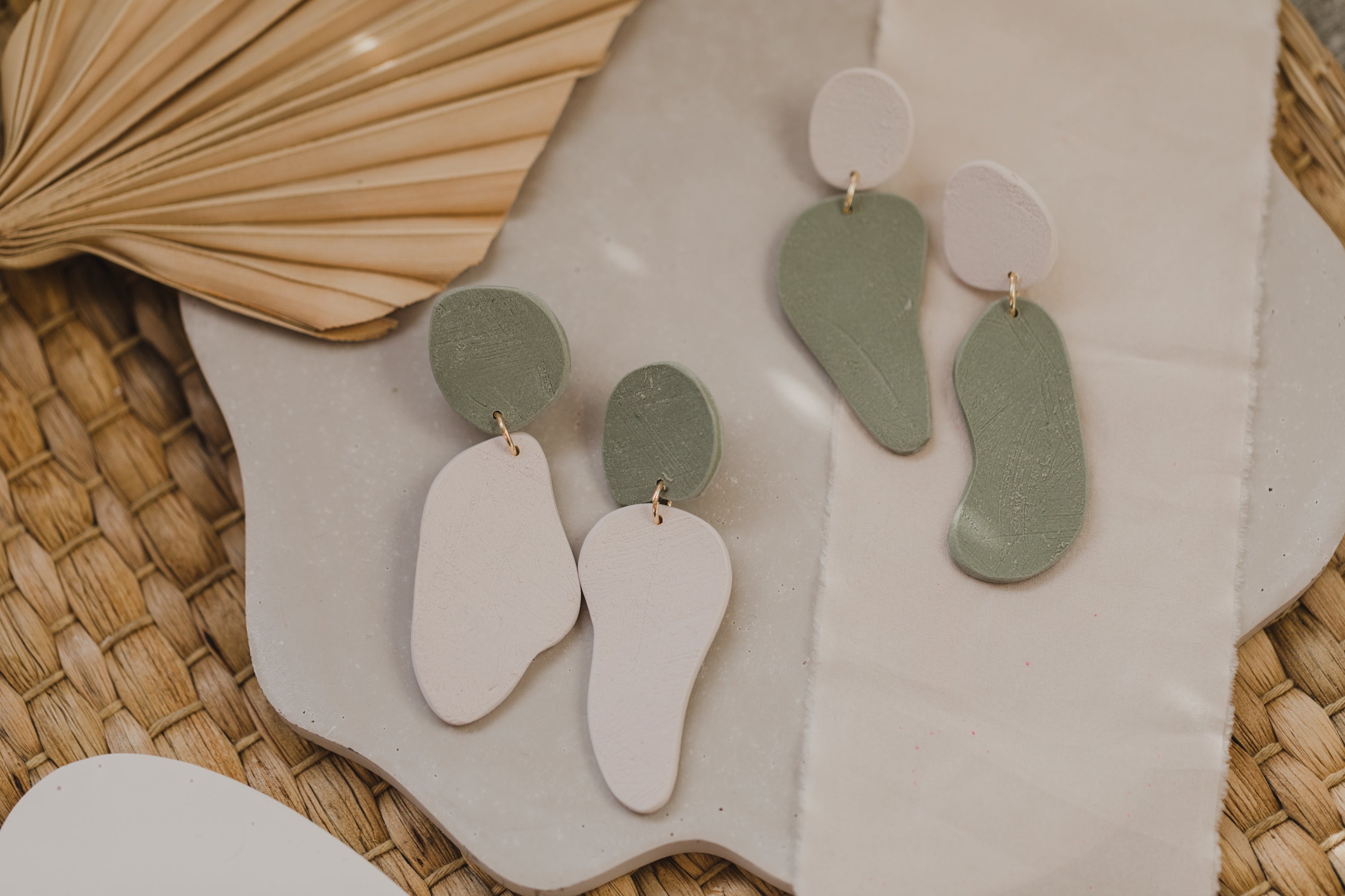 HEDDA - große zweifarbige Statement Ohrringe aus Polymer Ton