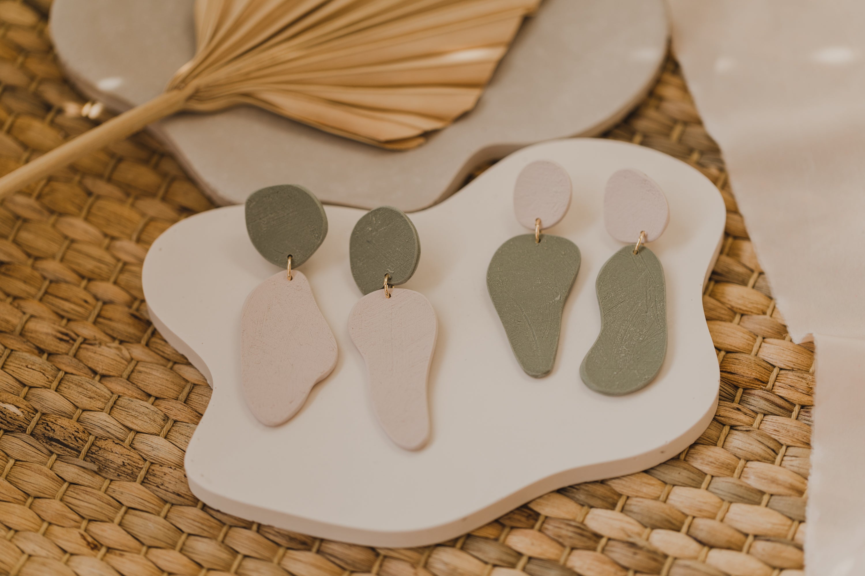 HEDDA - große zweifarbige Statement Ohrringe aus Polymer Ton