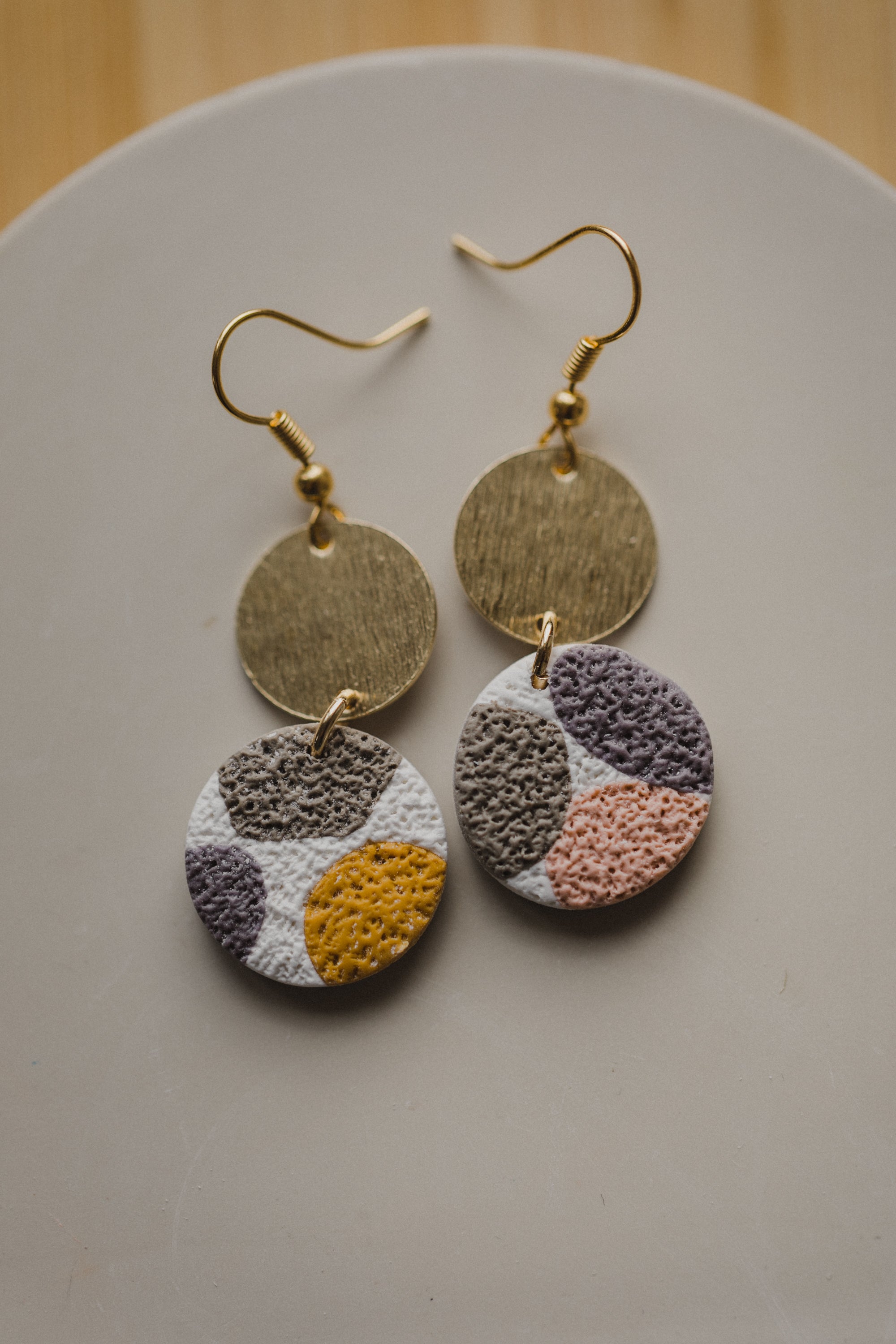 Bunte Terrazzo Ohrringe aus Polymer Ton