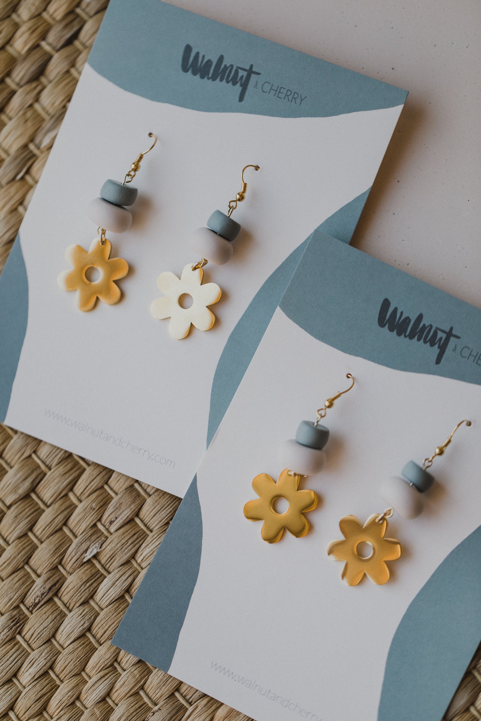 JUNA - Blumen Ohrringe aus Polymer Ton