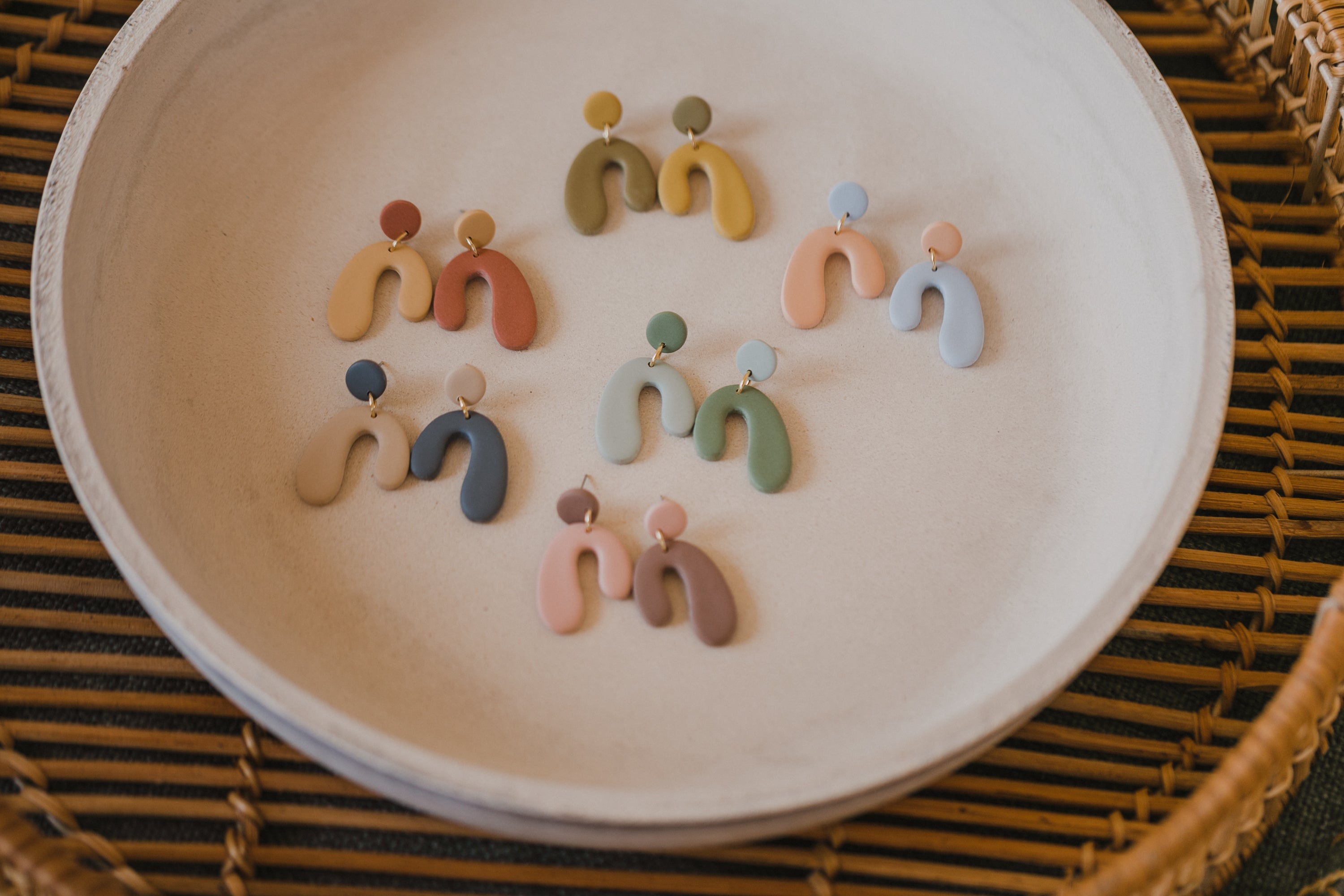 MARJA - small drop earrings gold