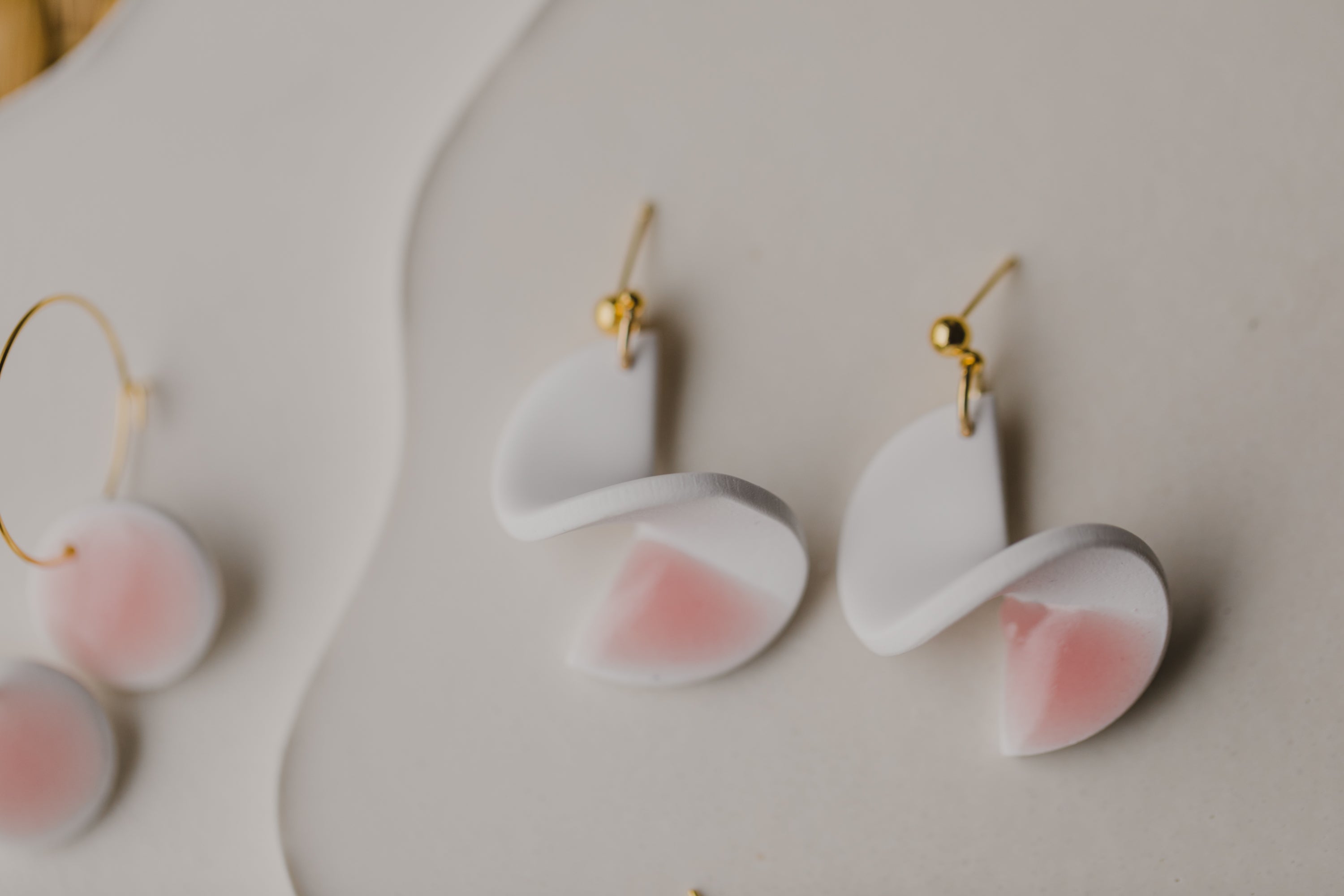 three-colored polymer clay earrings in ceramic look