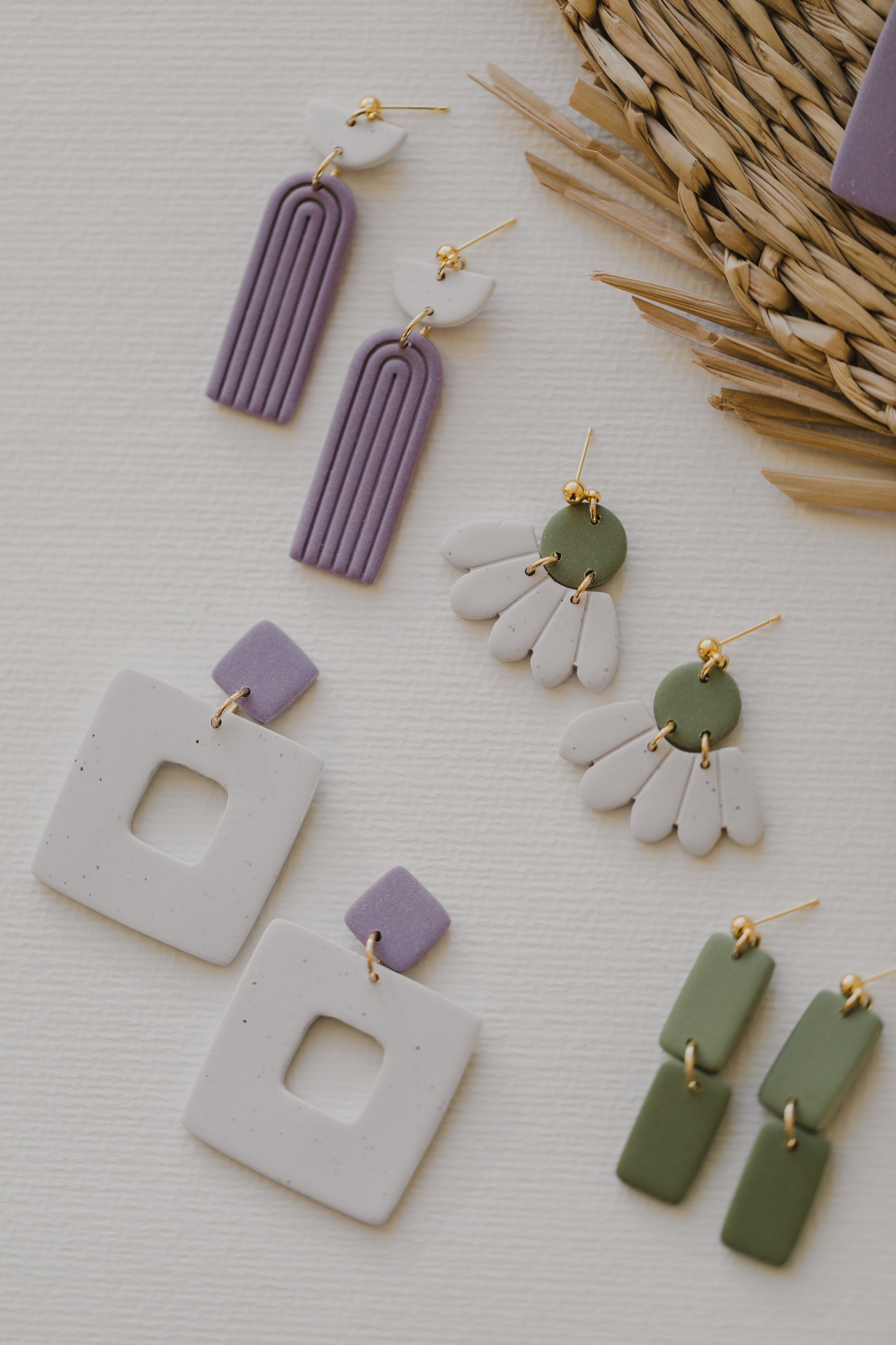 blumige Polymer Ton Ohrringe in Frühlingsfarben