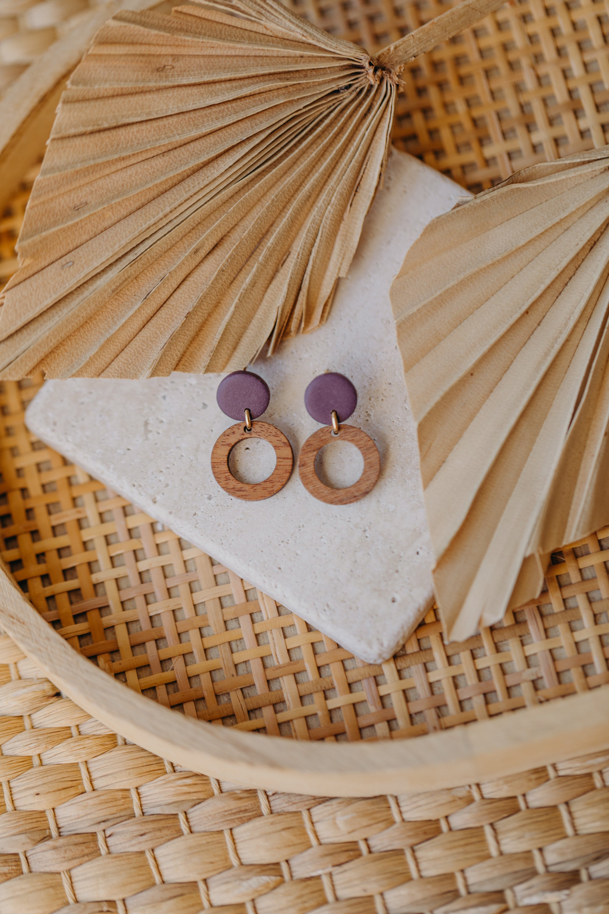 BECCA - round polymer clay earrings in aubergine with wooden pendant small circle