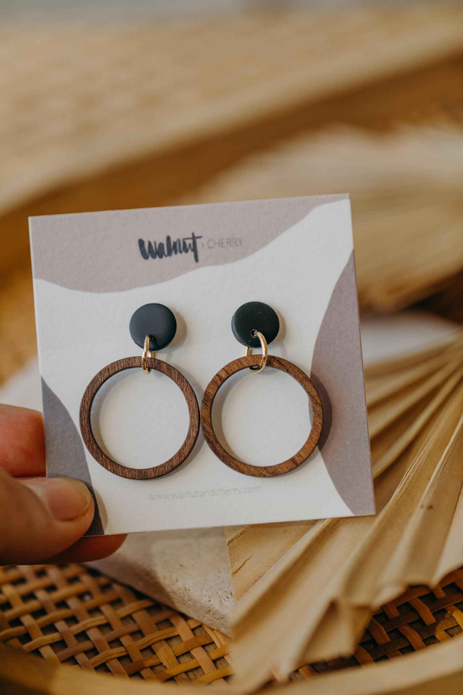 MALIA - round polymer clay earrings in black with wooden pendant circle