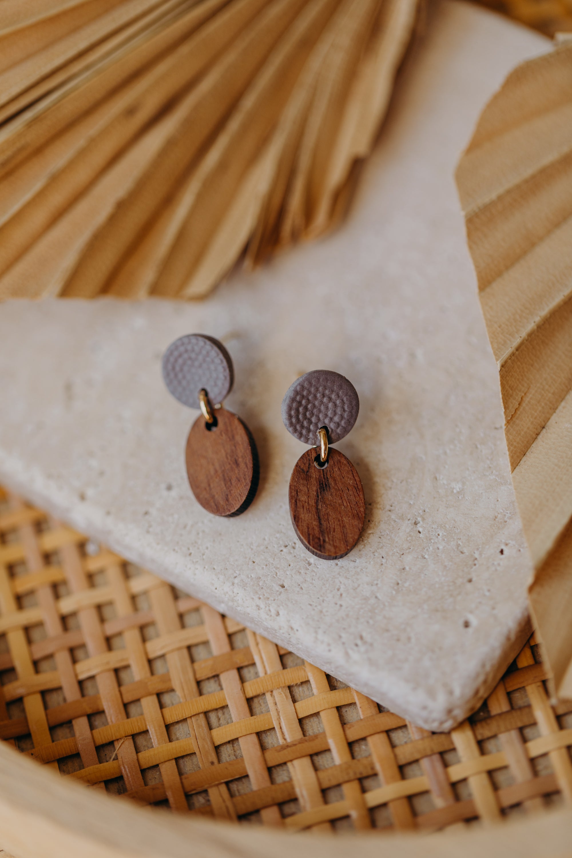 round polymer clay earrings in mauve with oval wooden pendant