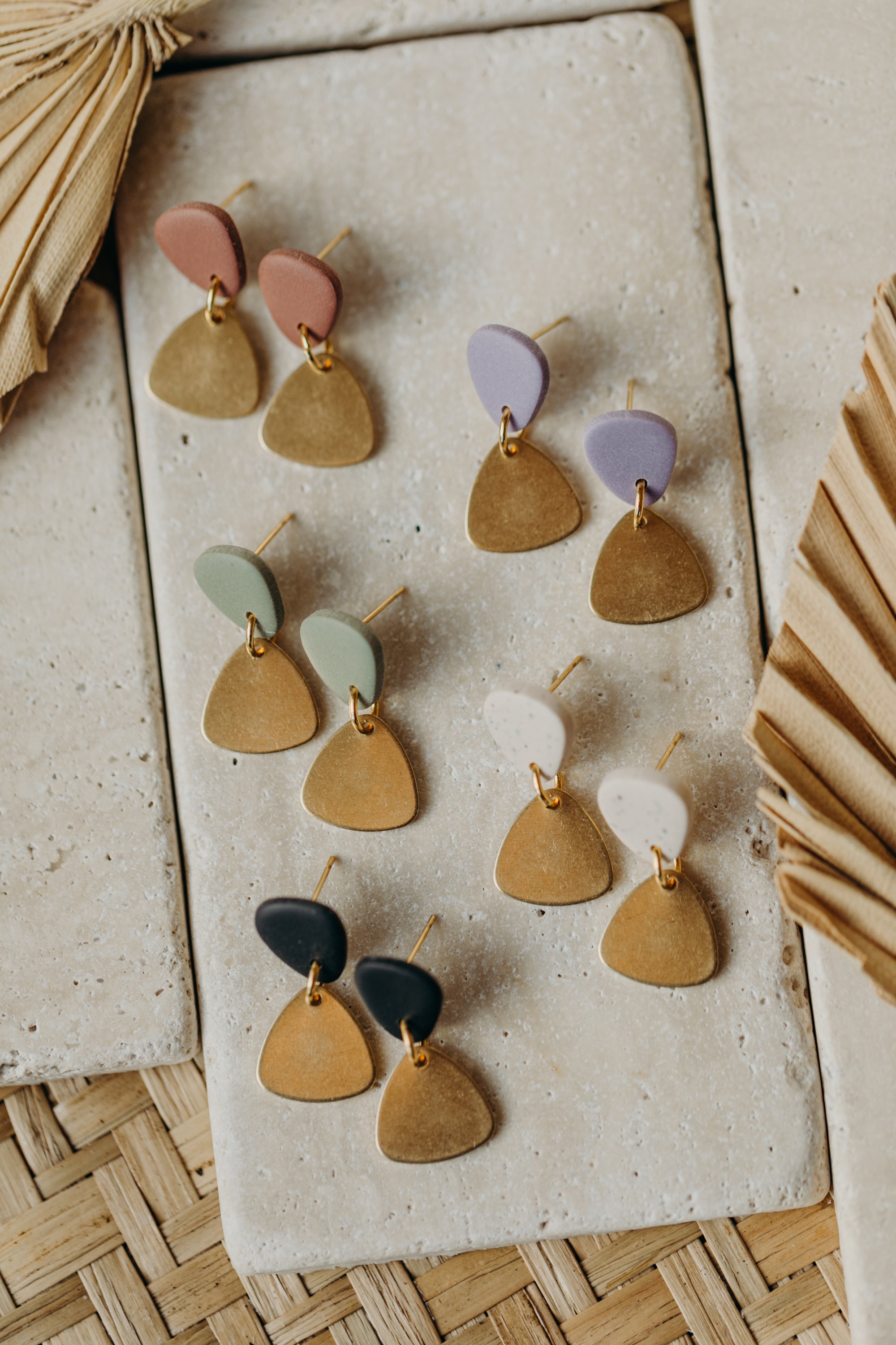 MARJA - small drop earrings gold