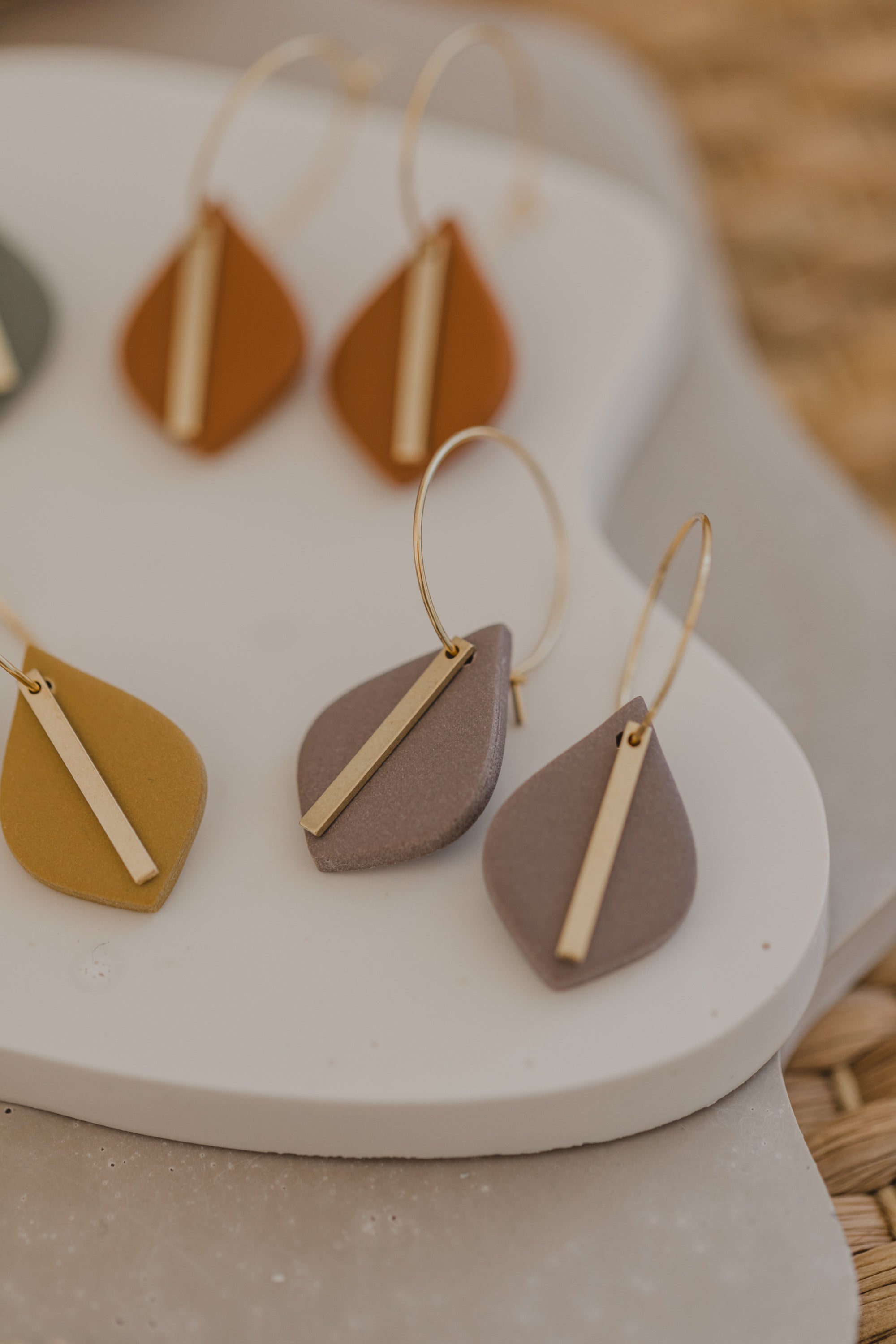 FLORENCE Mini - kleine Tropfen Ohrringe aus Polymer Ton