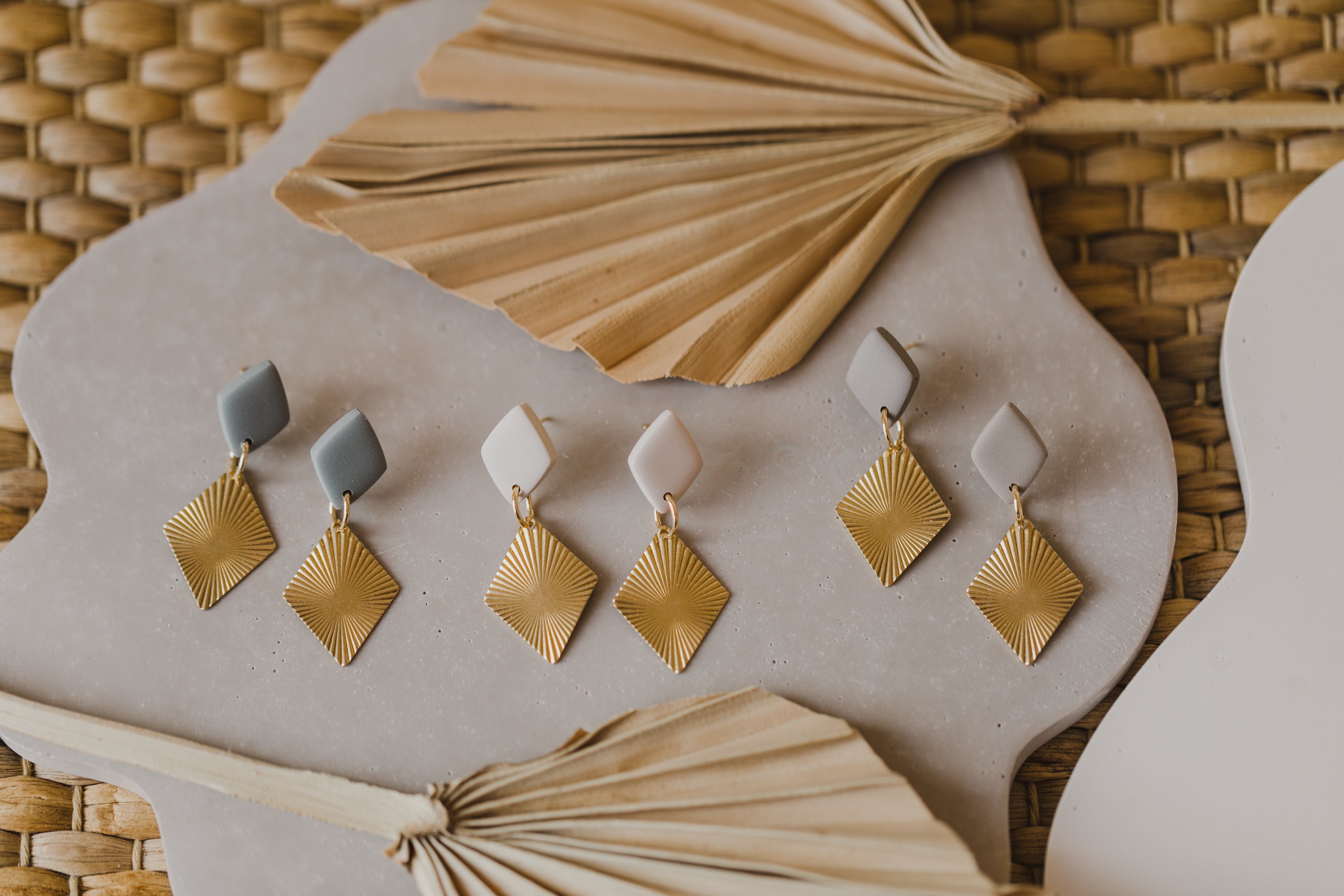 fringe earrings made of brass