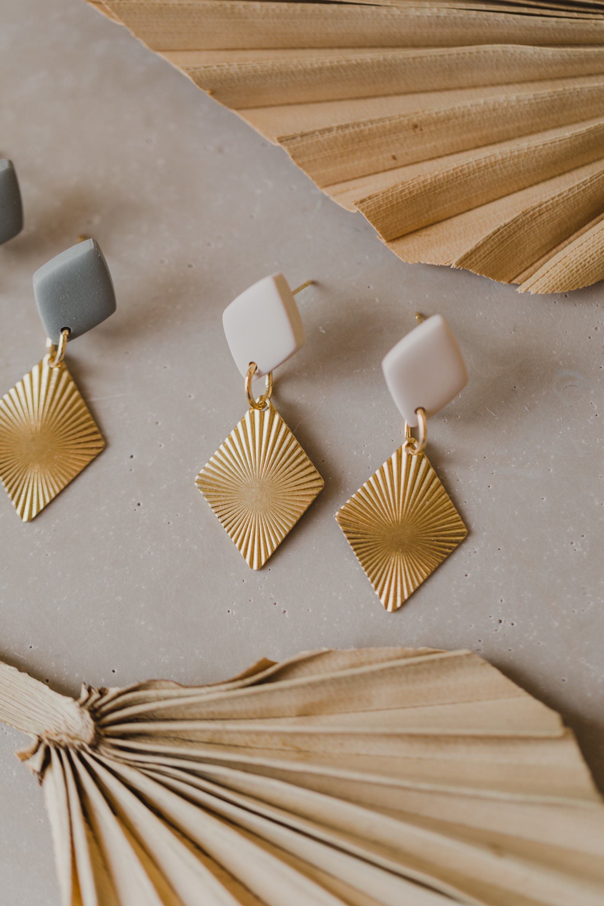 fringe earrings made of brass