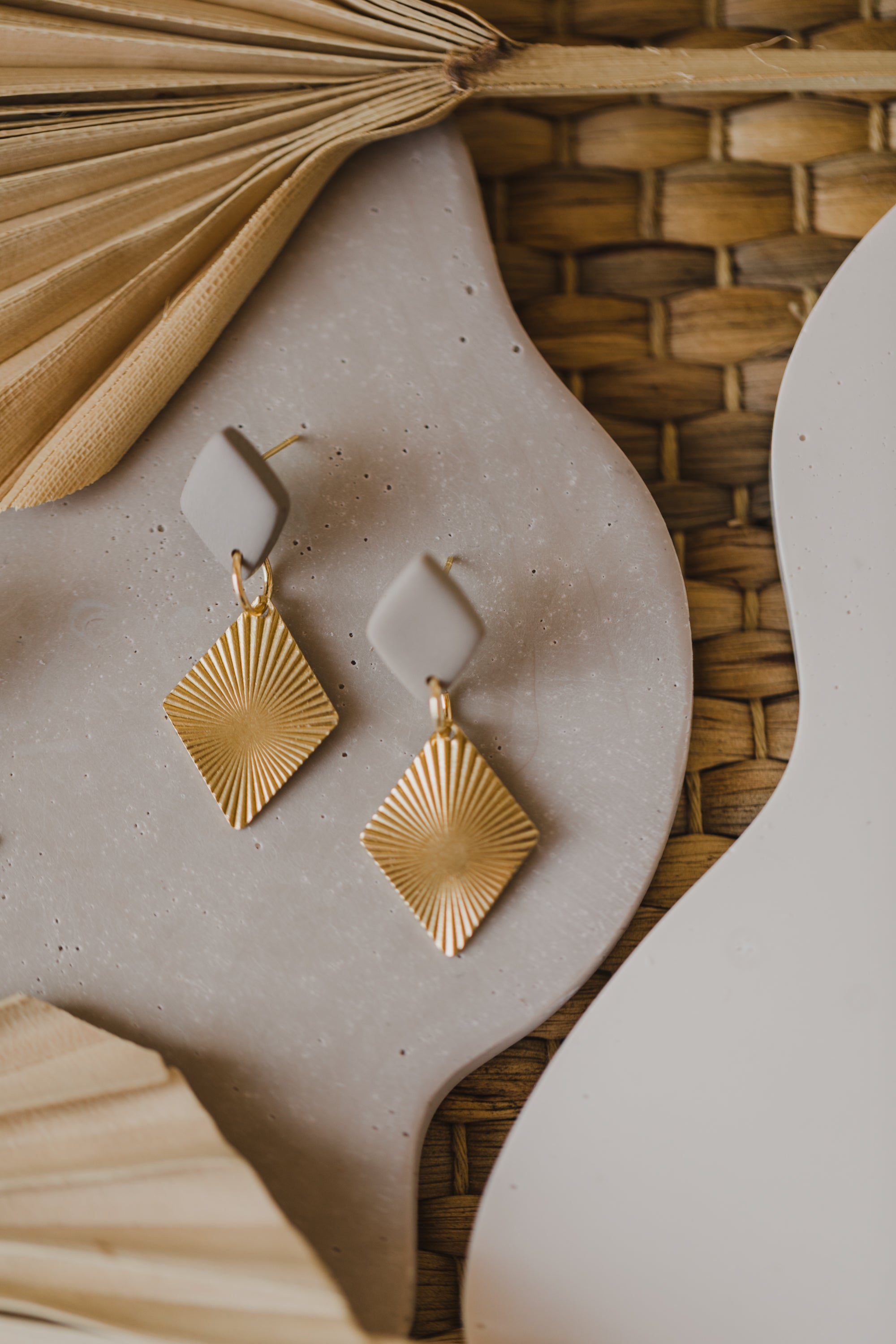 fringe earrings made of brass