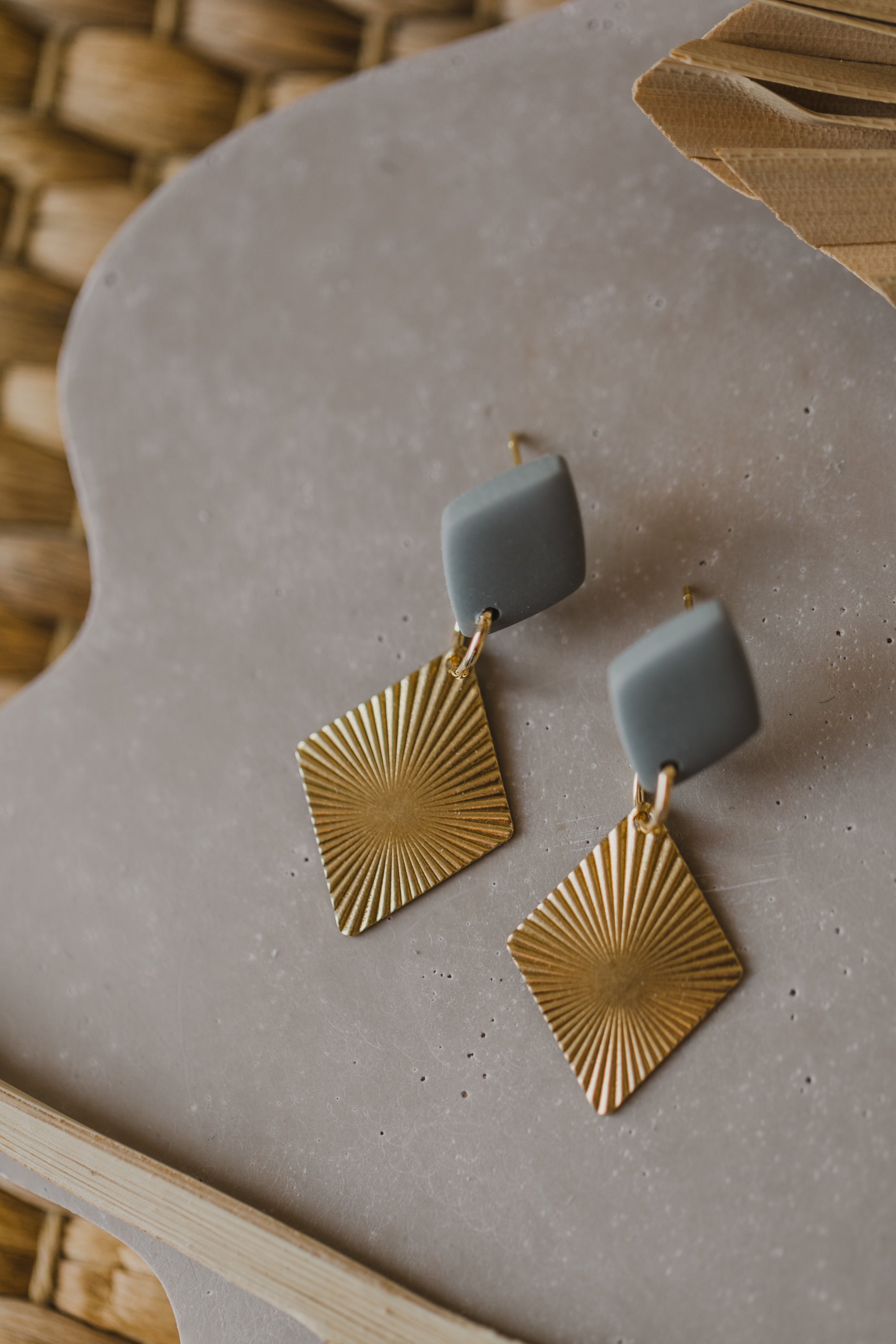 fringe earrings made of brass