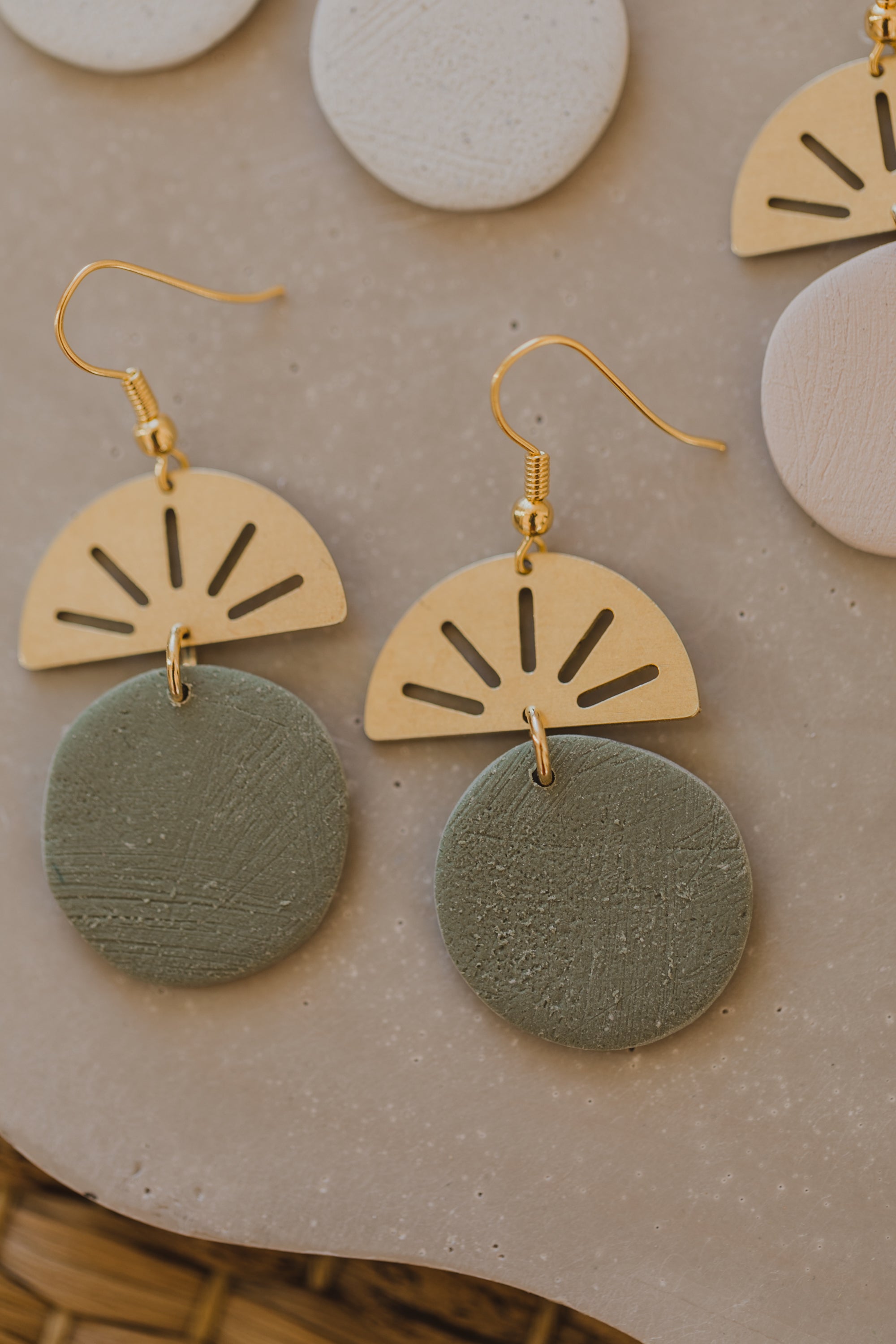 fringe earrings made of brass