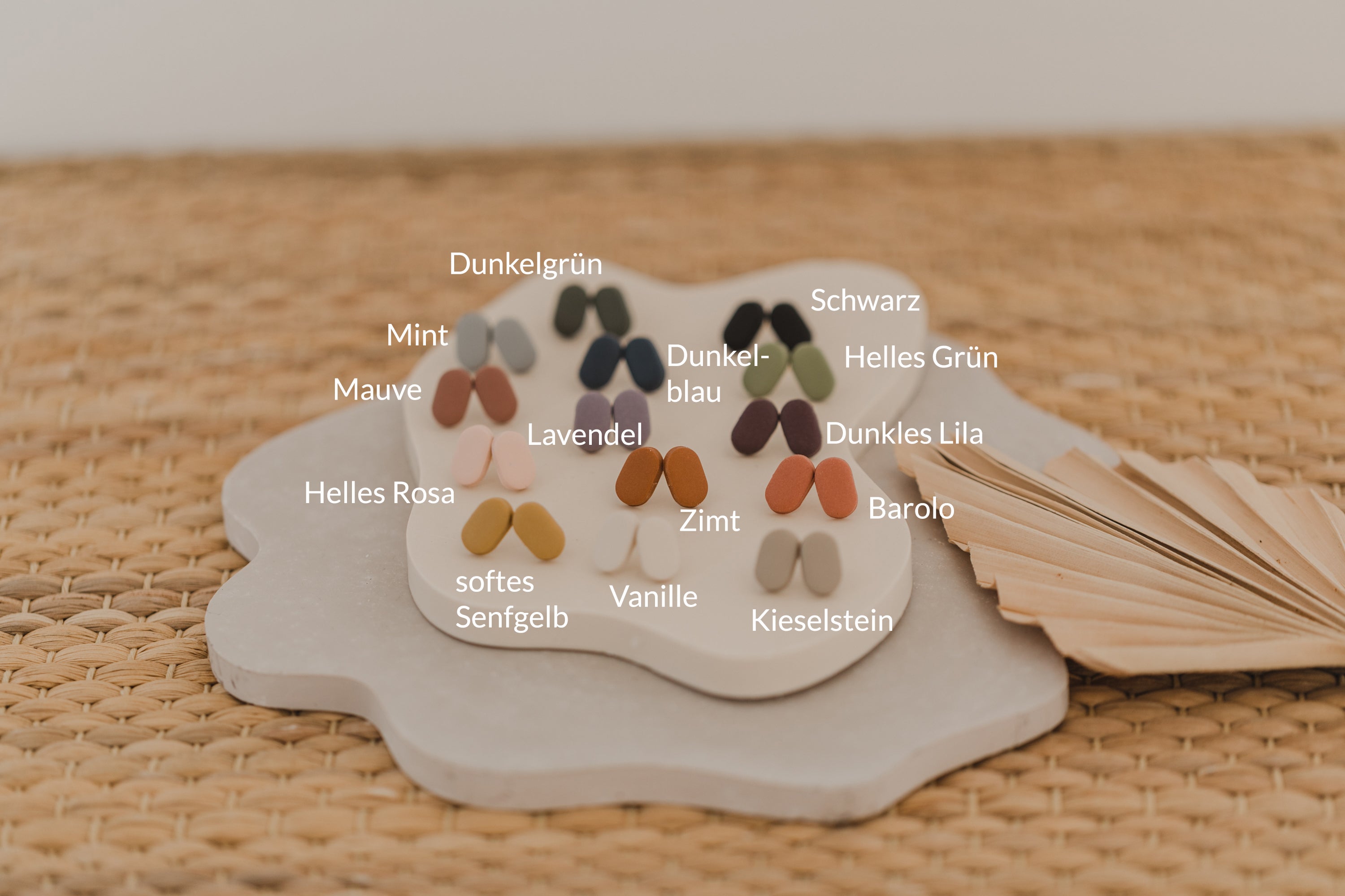 NUNI - small oval earrings made of polymer clay