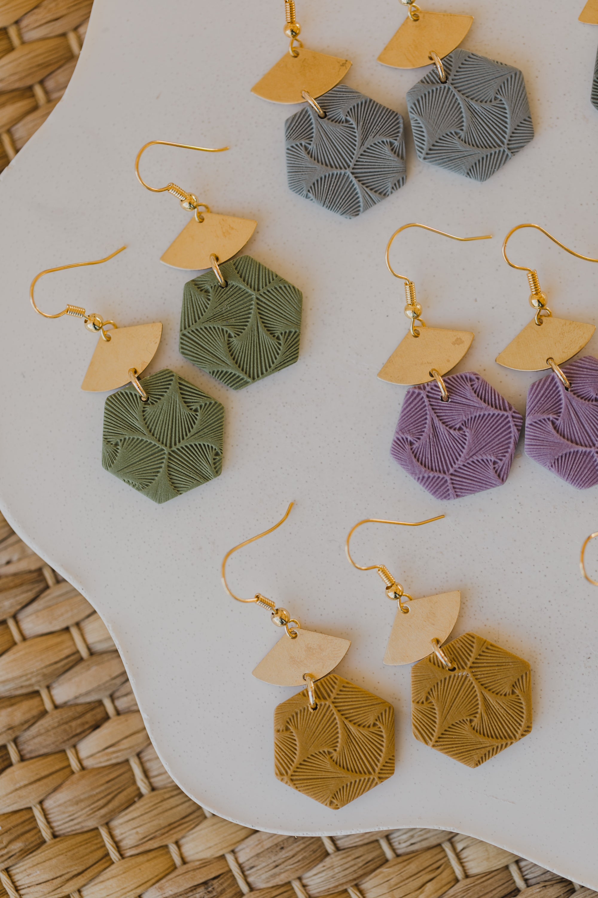 gemusterte bunte Polymer Ton Ohrringe mit Muster