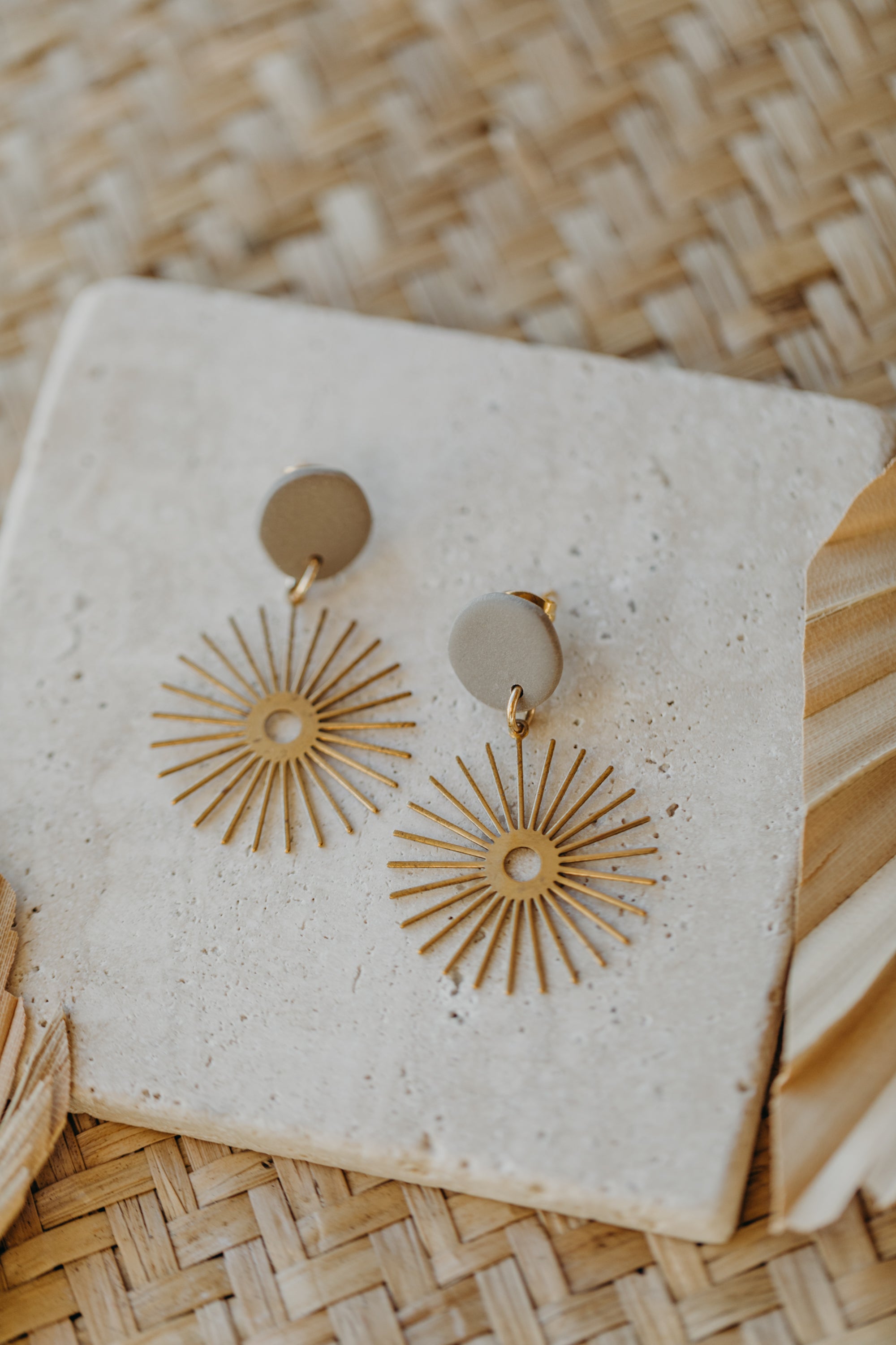 fringe earrings made of brass
