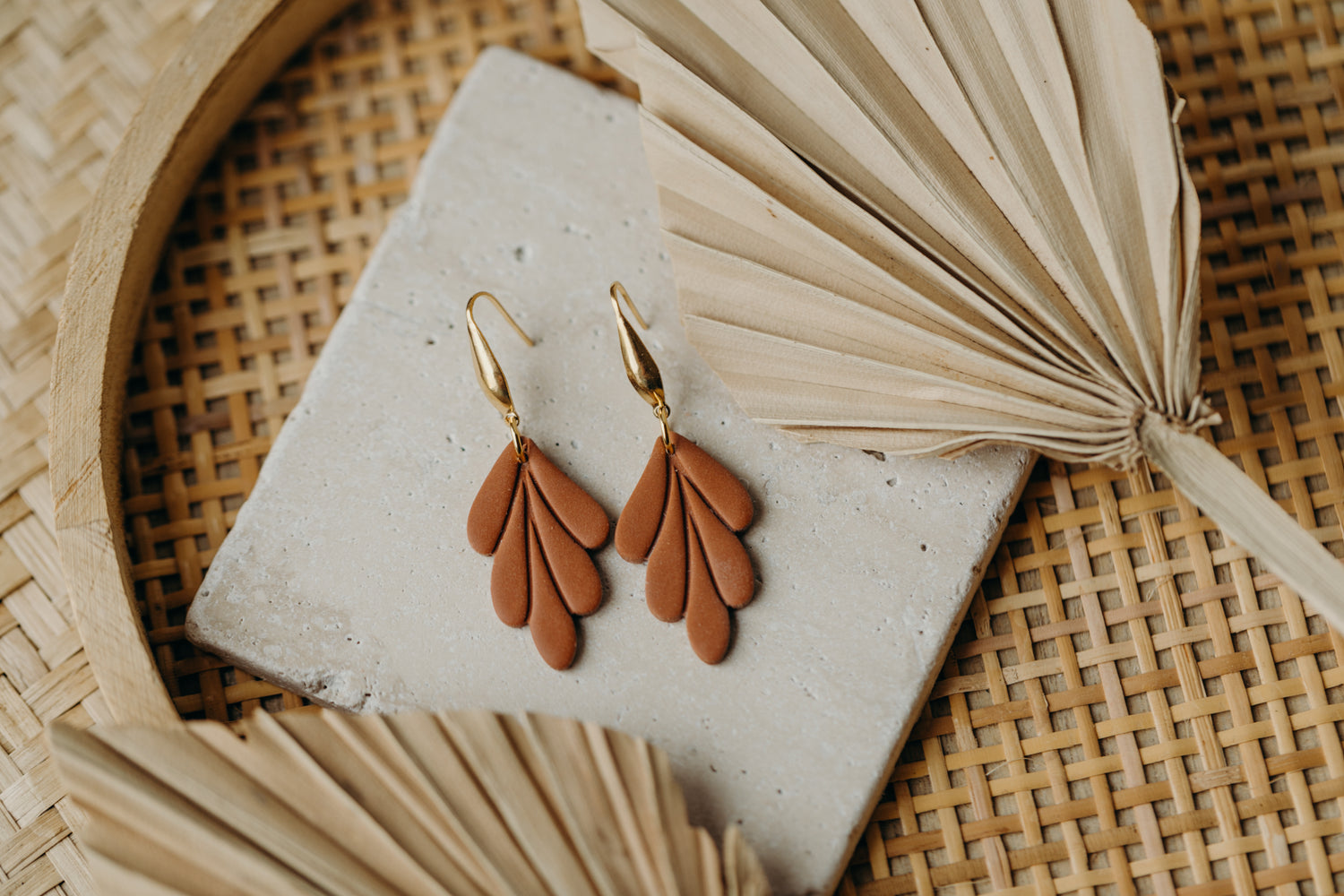 AVI - Polymer clay earrings in cinnamon