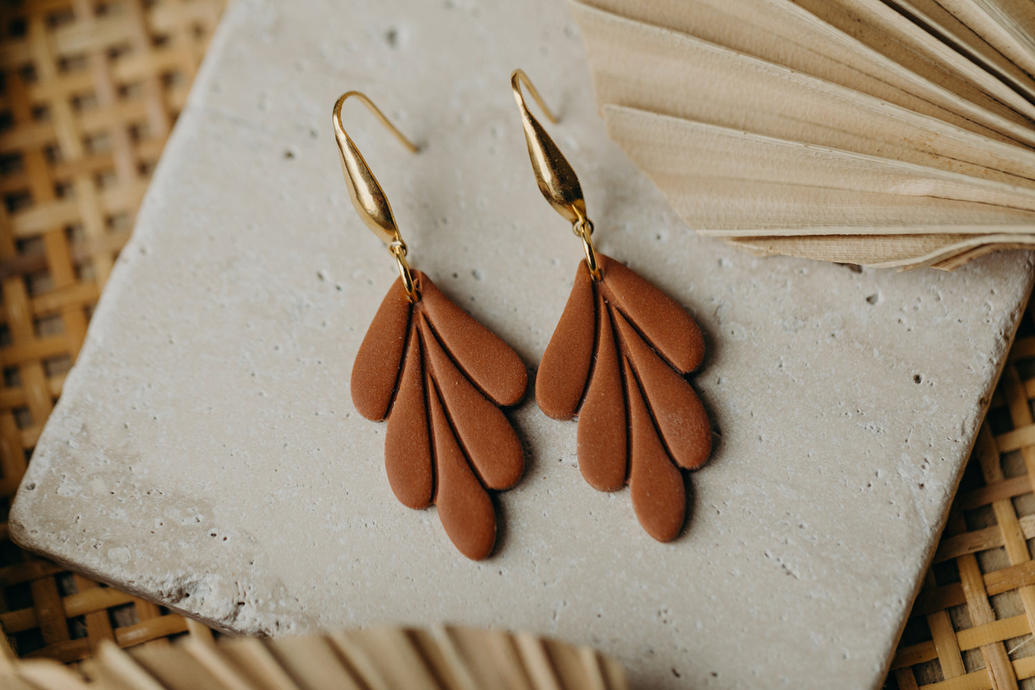 AVI - Polymer clay earrings in cinnamon