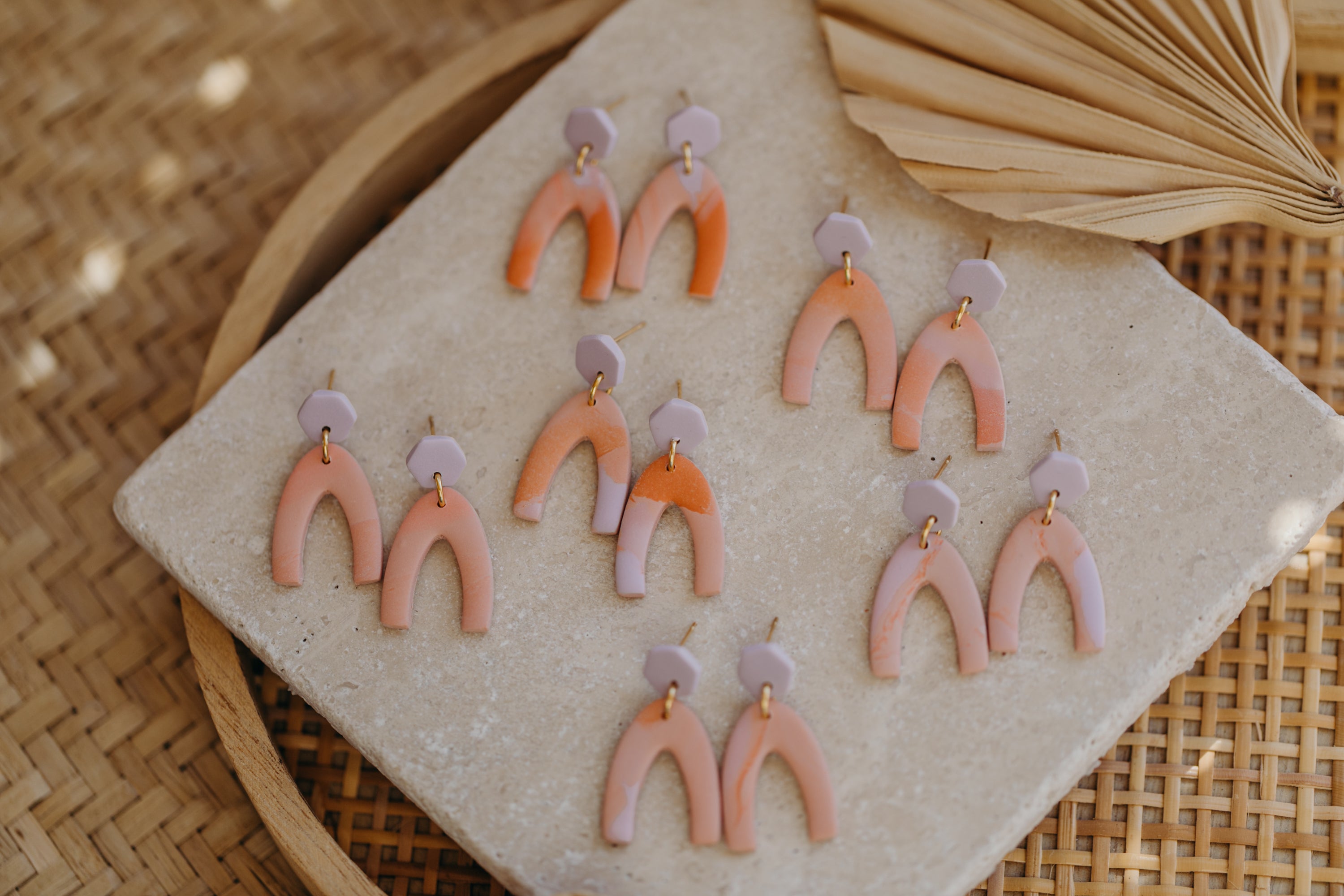 YUNA - small round earrings made of polymer clay in bright colors